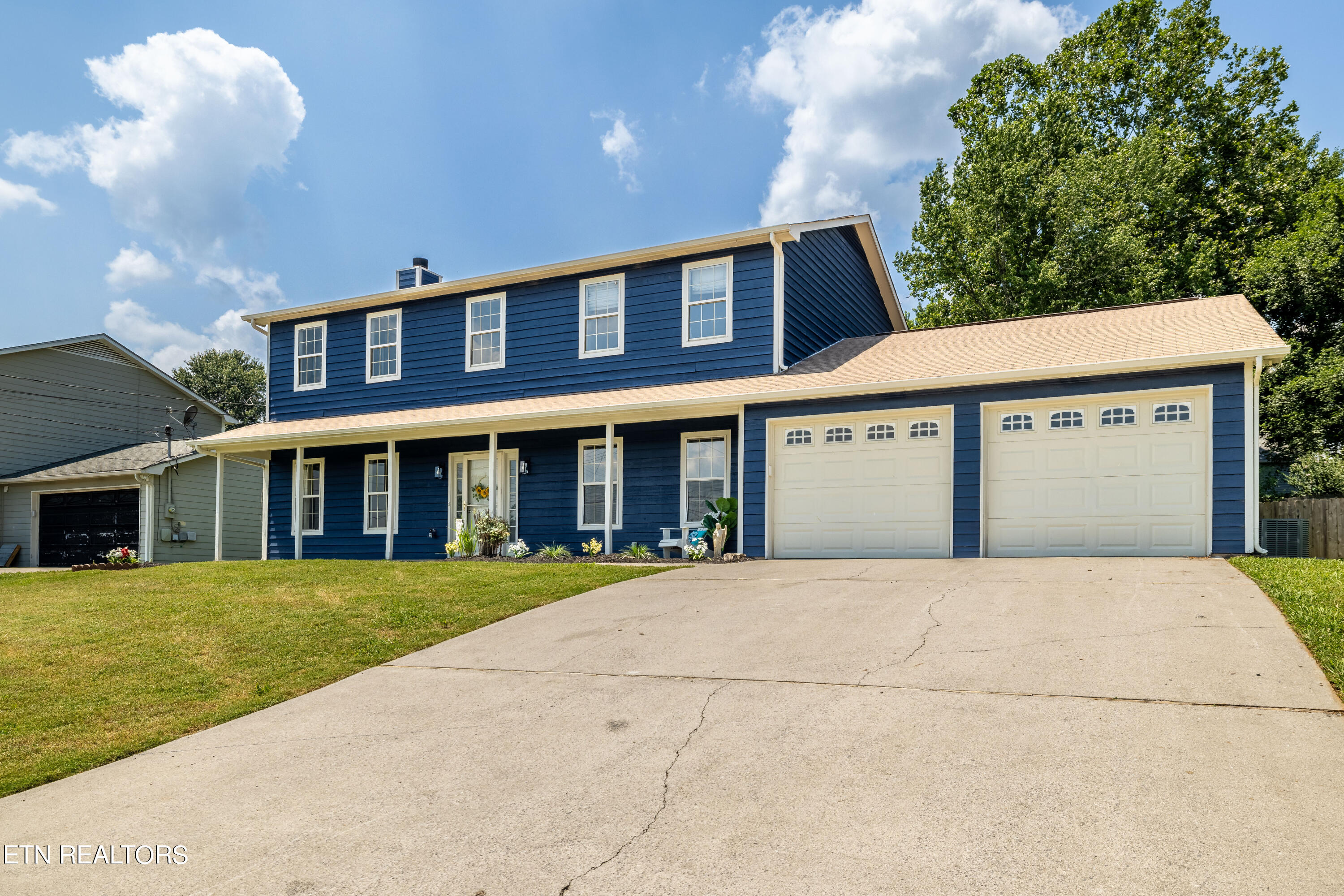 931 Harbour Shore Drive