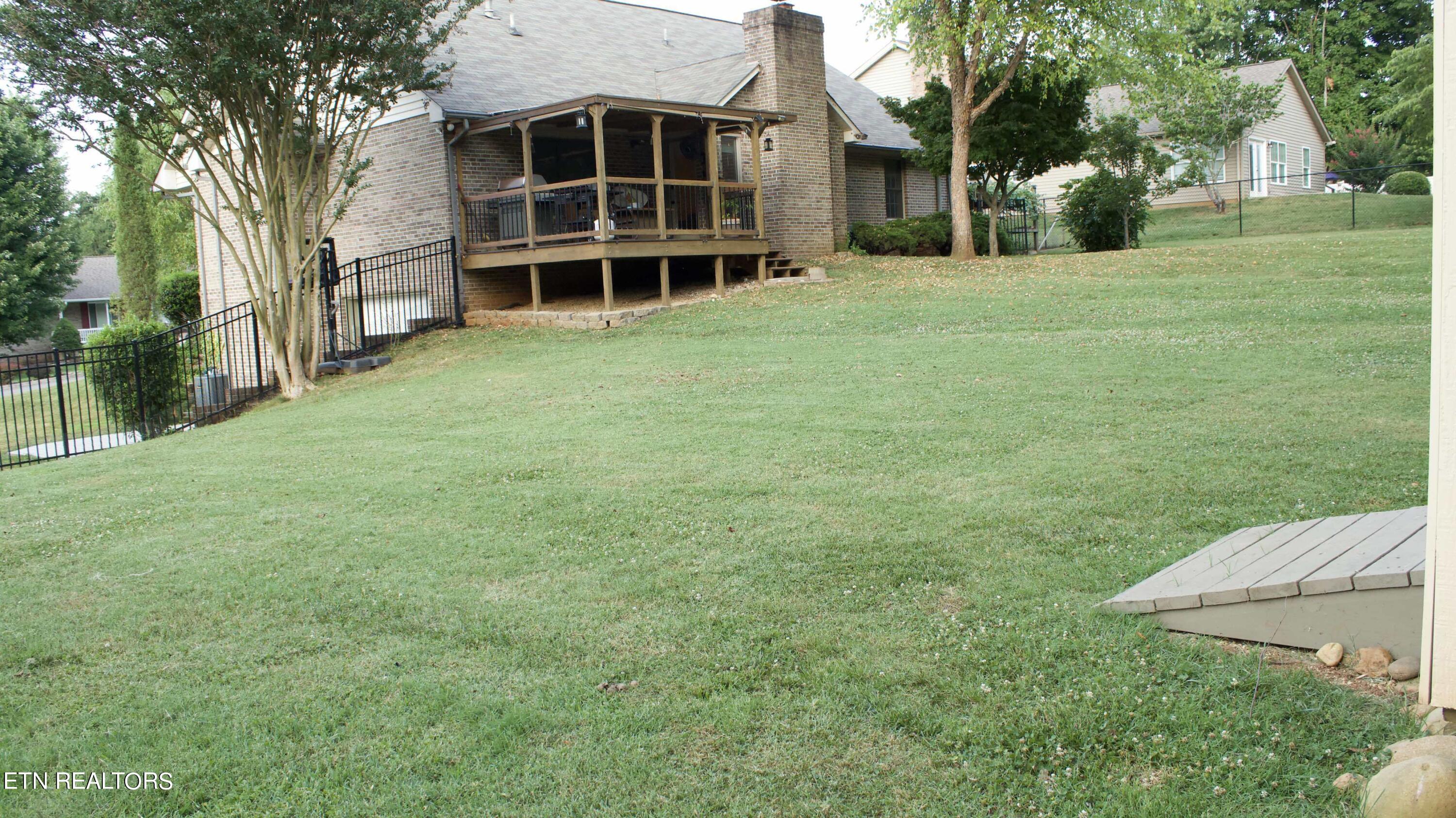 927 Sugarwood Drive