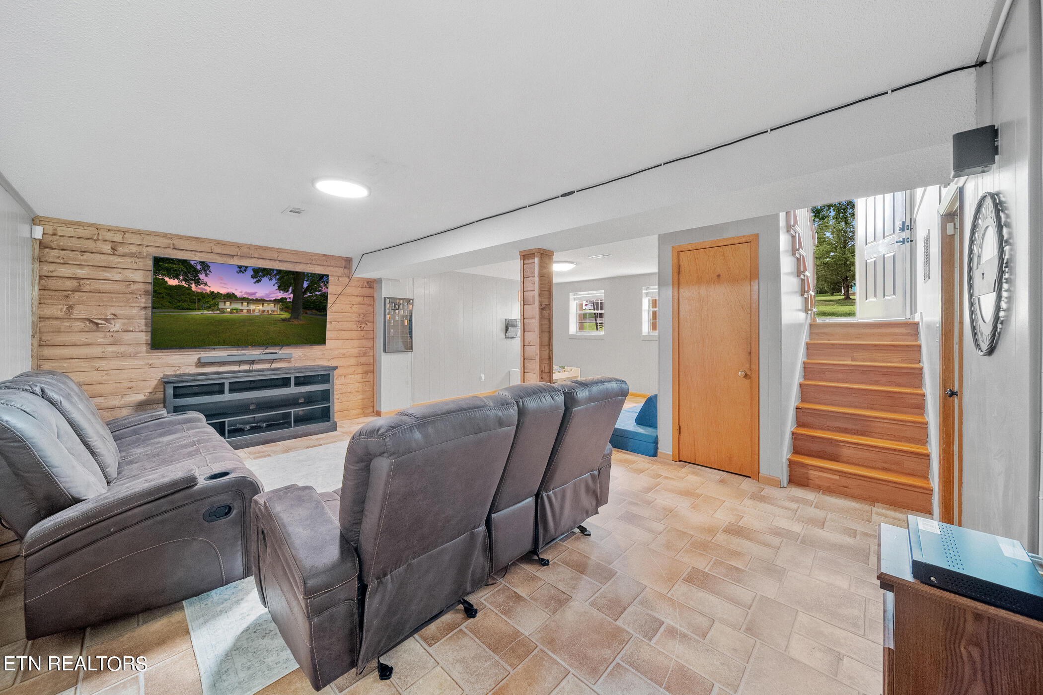 2309 Shawn Drive