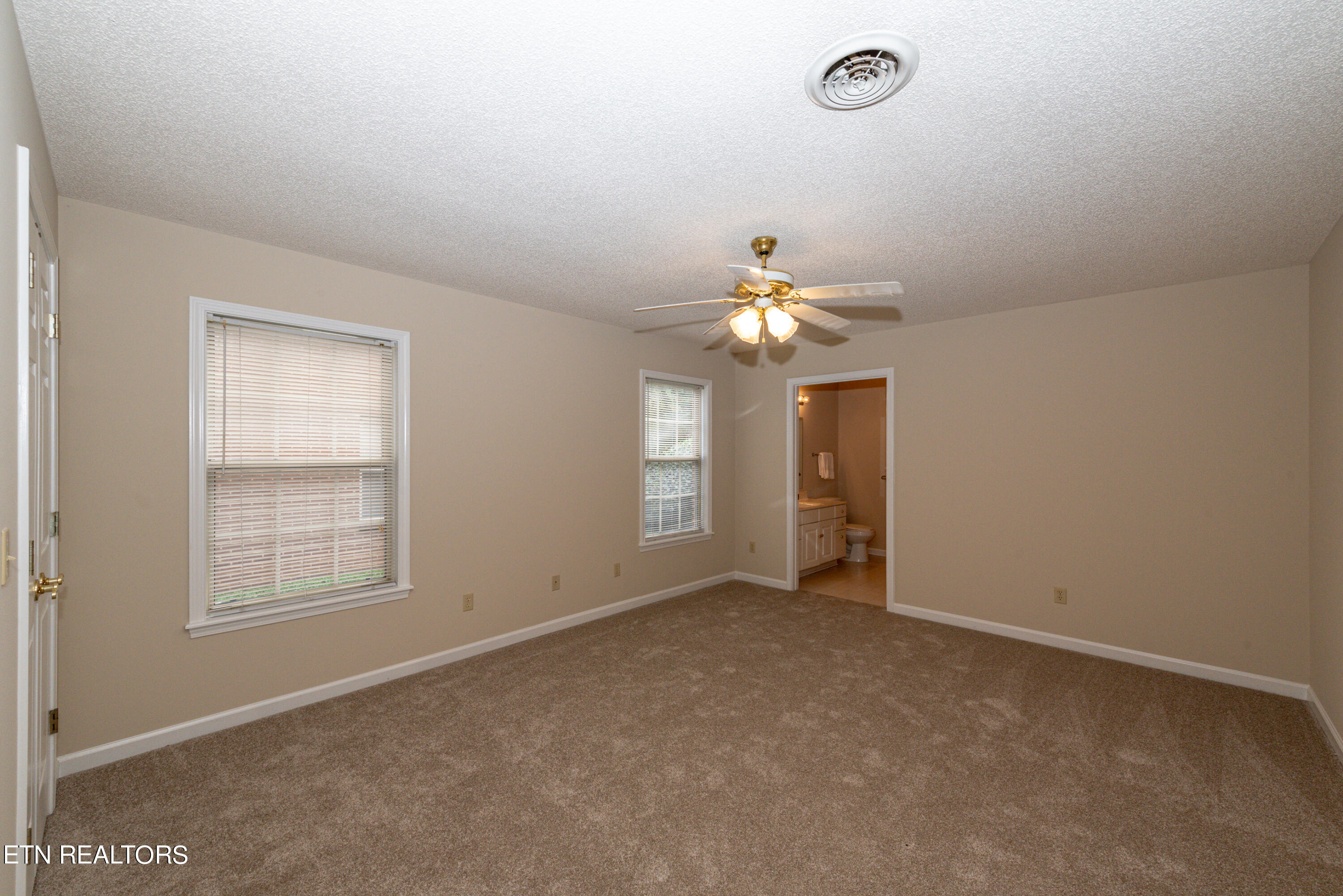 417 Exeter Court