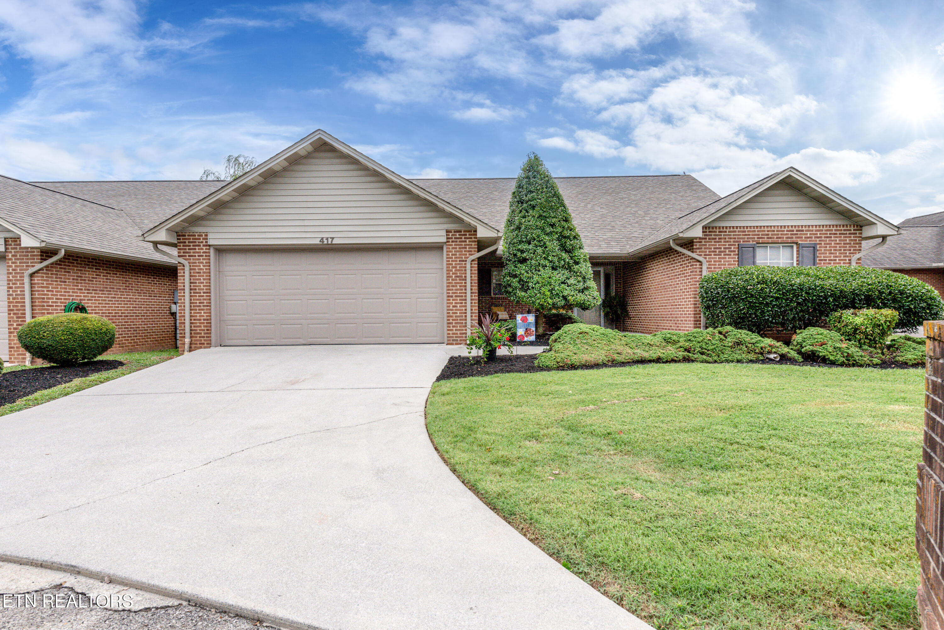 417 Exeter Court