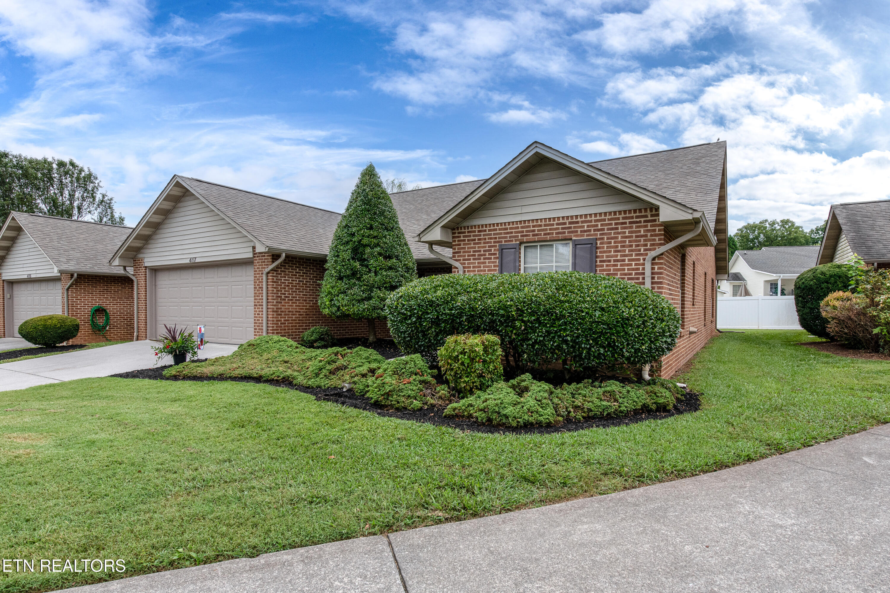 417 Exeter Court
