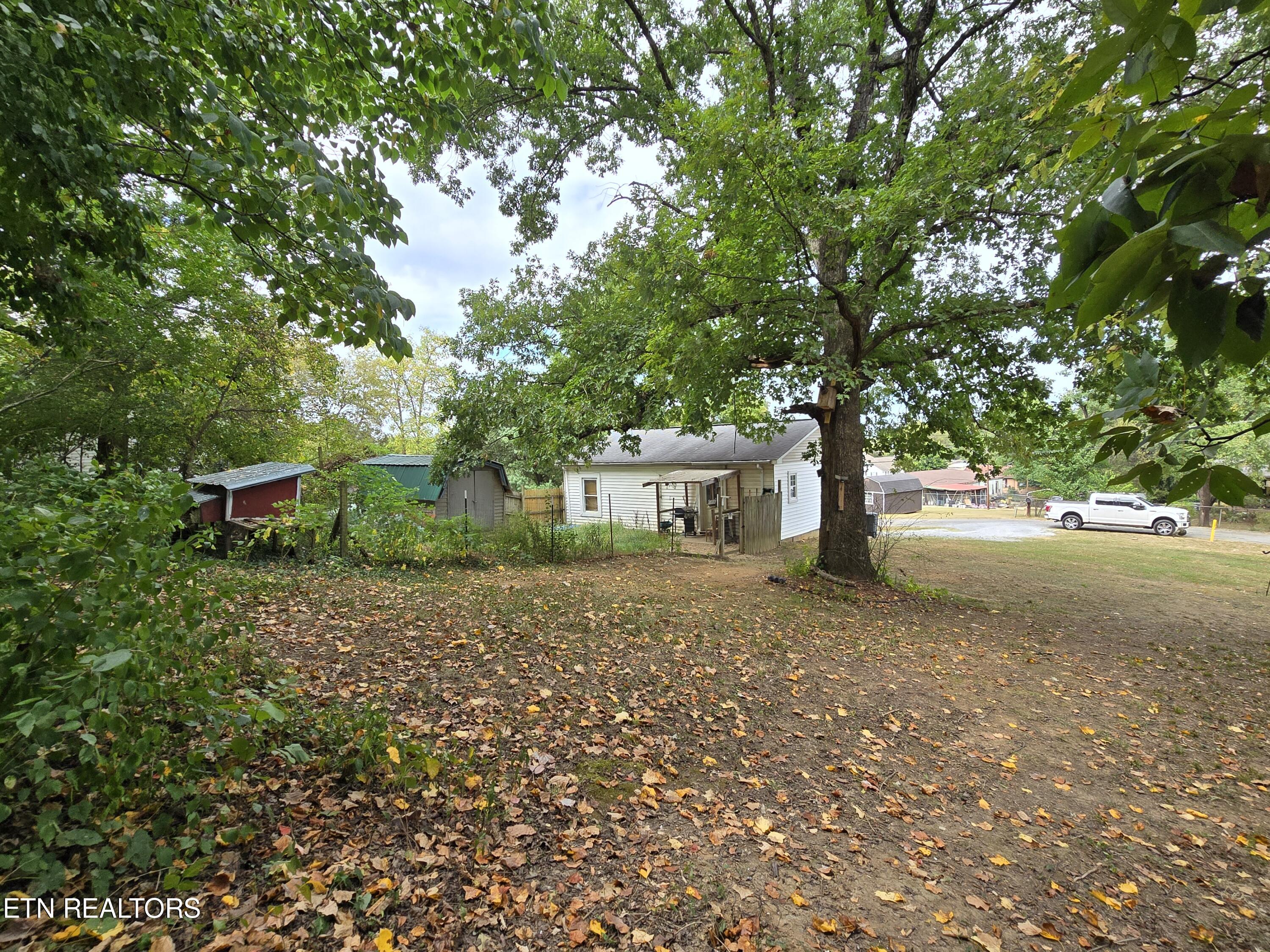 625 Wallace Harris Ave