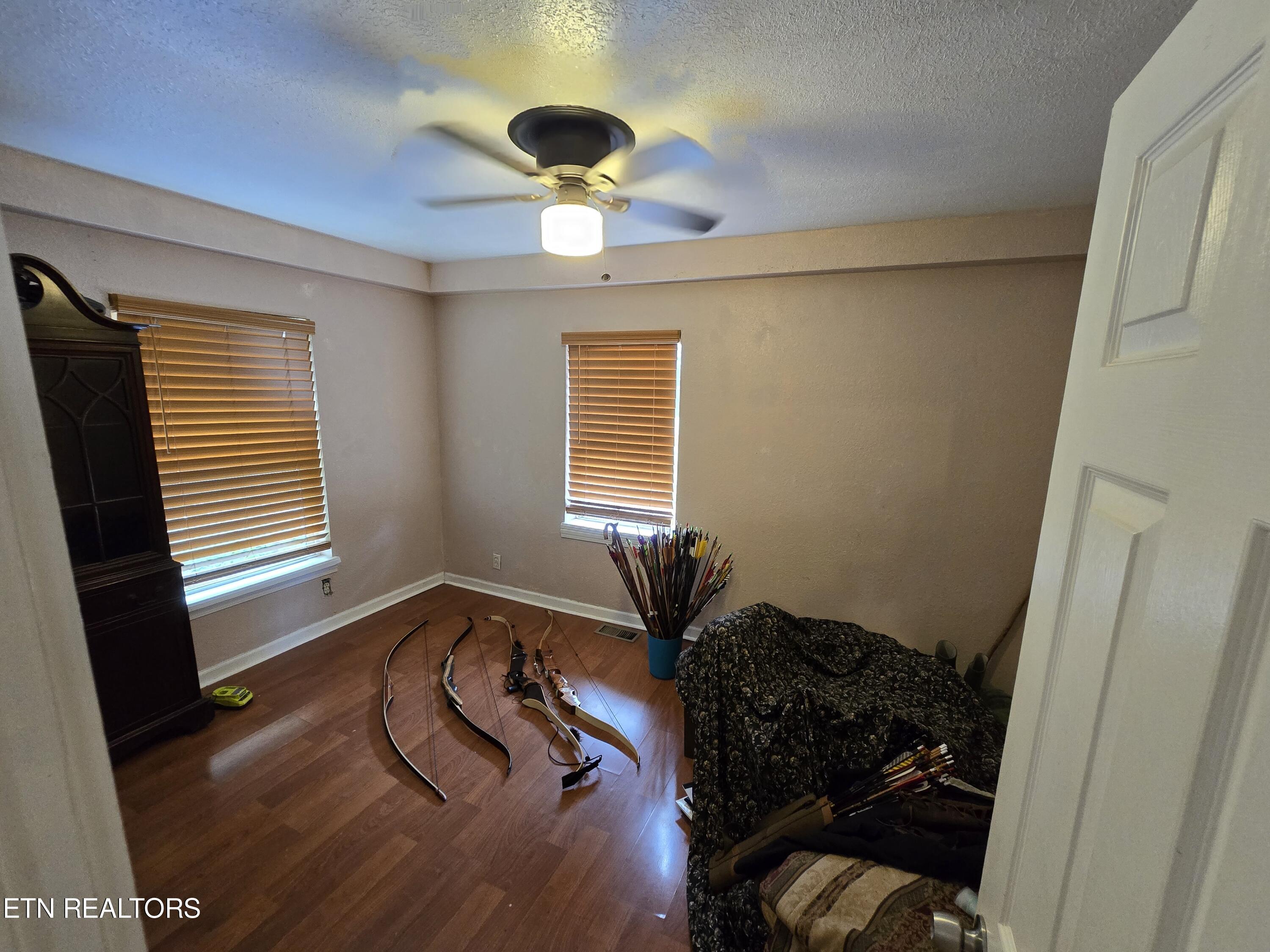 625 Wallace Harris Ave