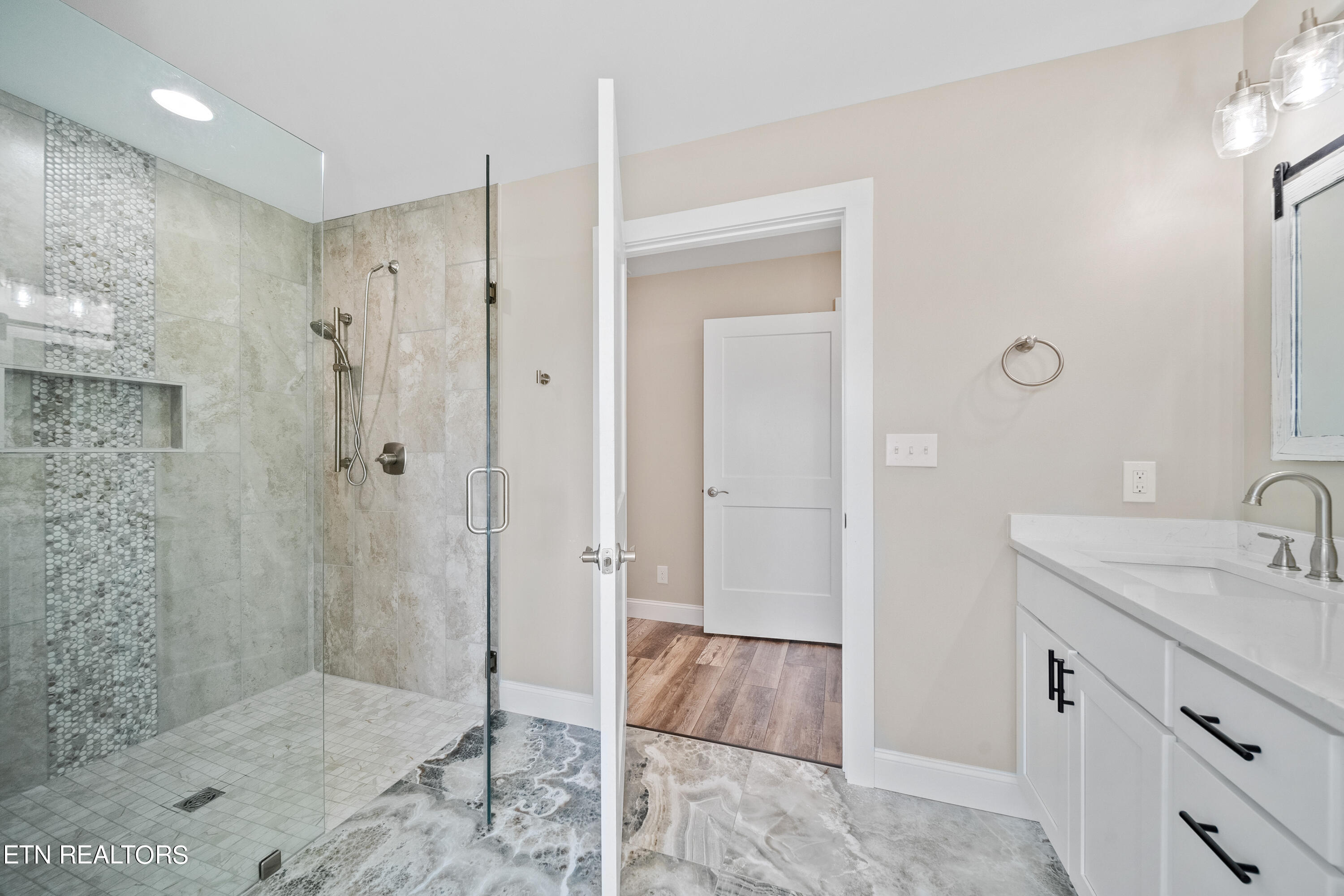 1322 Marble Hill Rd