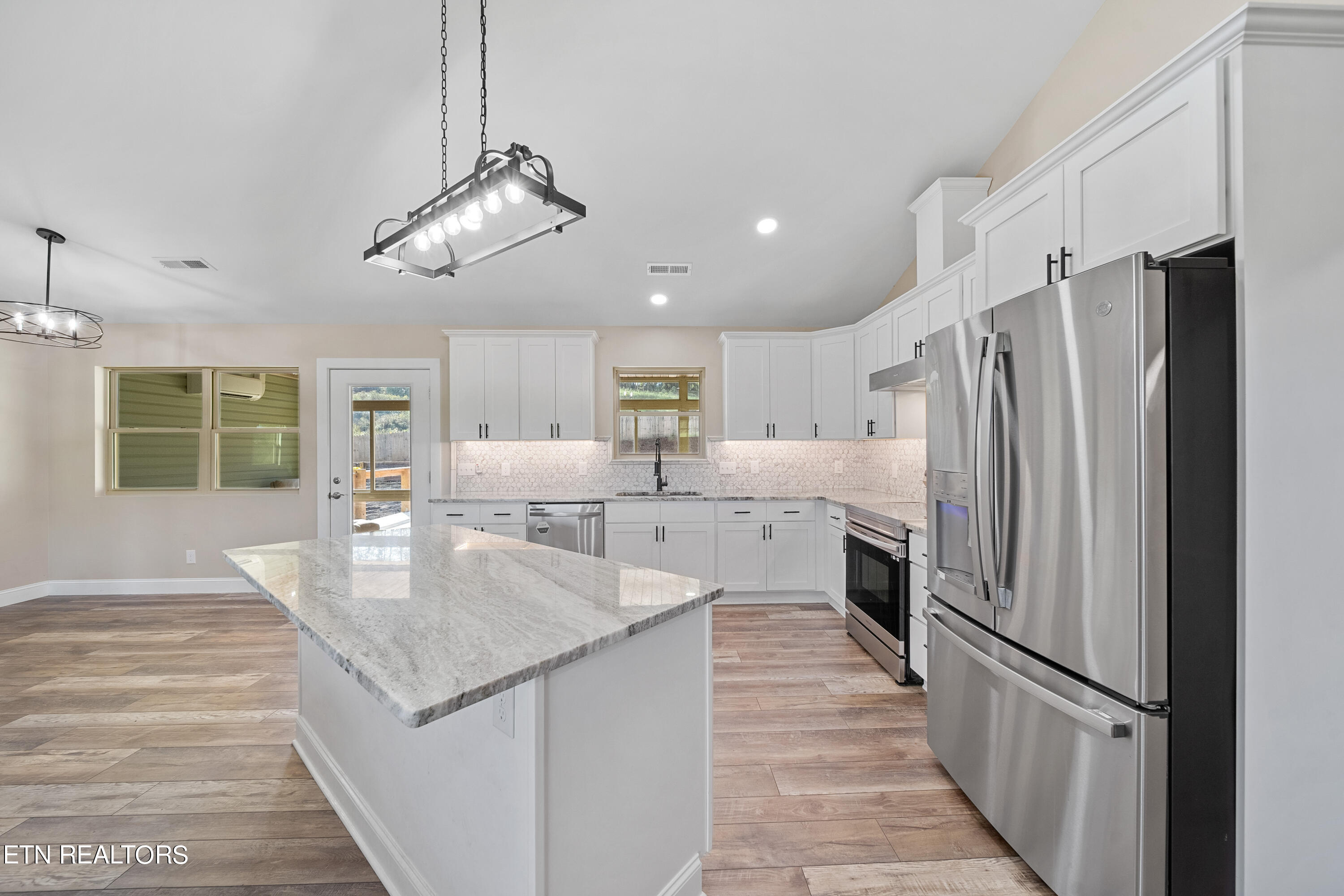 1322 Marble Hill Rd