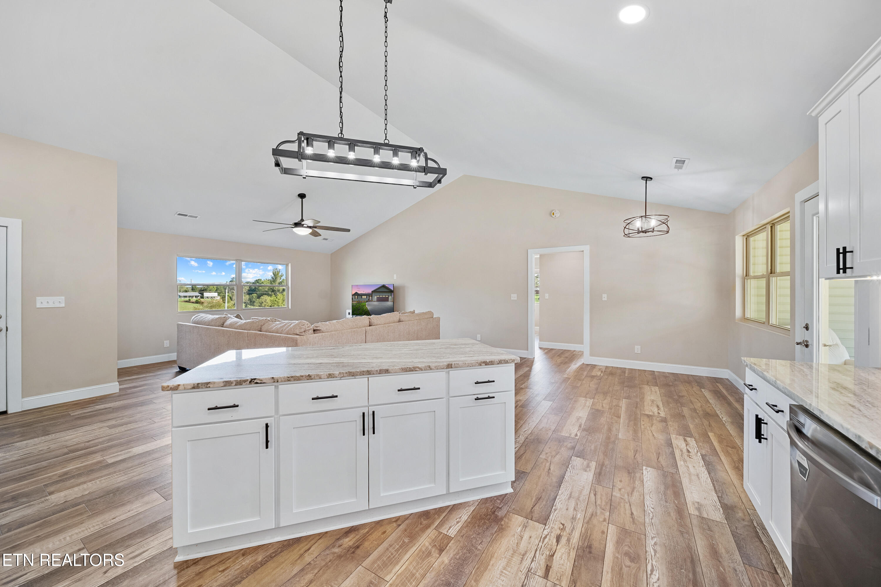 1322 Marble Hill Rd