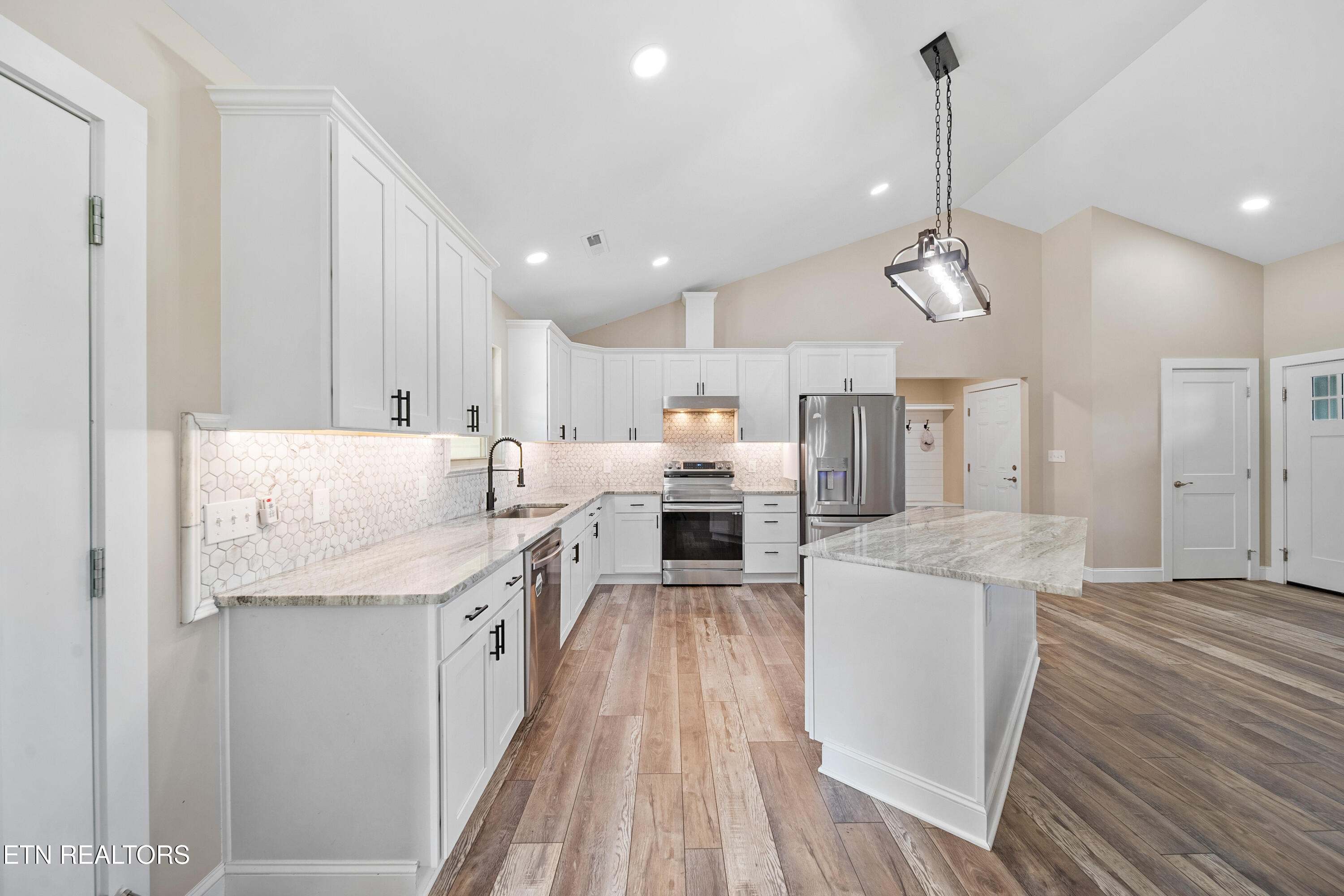 1322 Marble Hill Rd