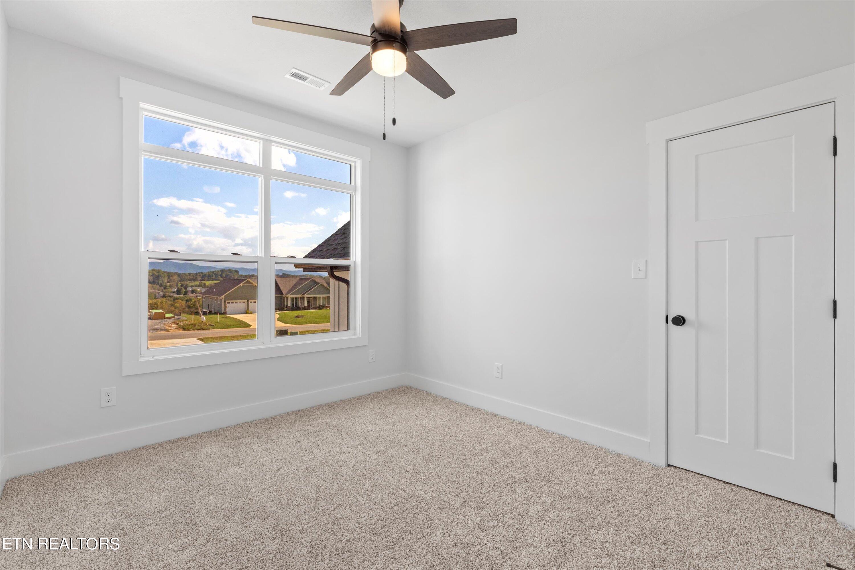 5739 Mountain Vista Lane