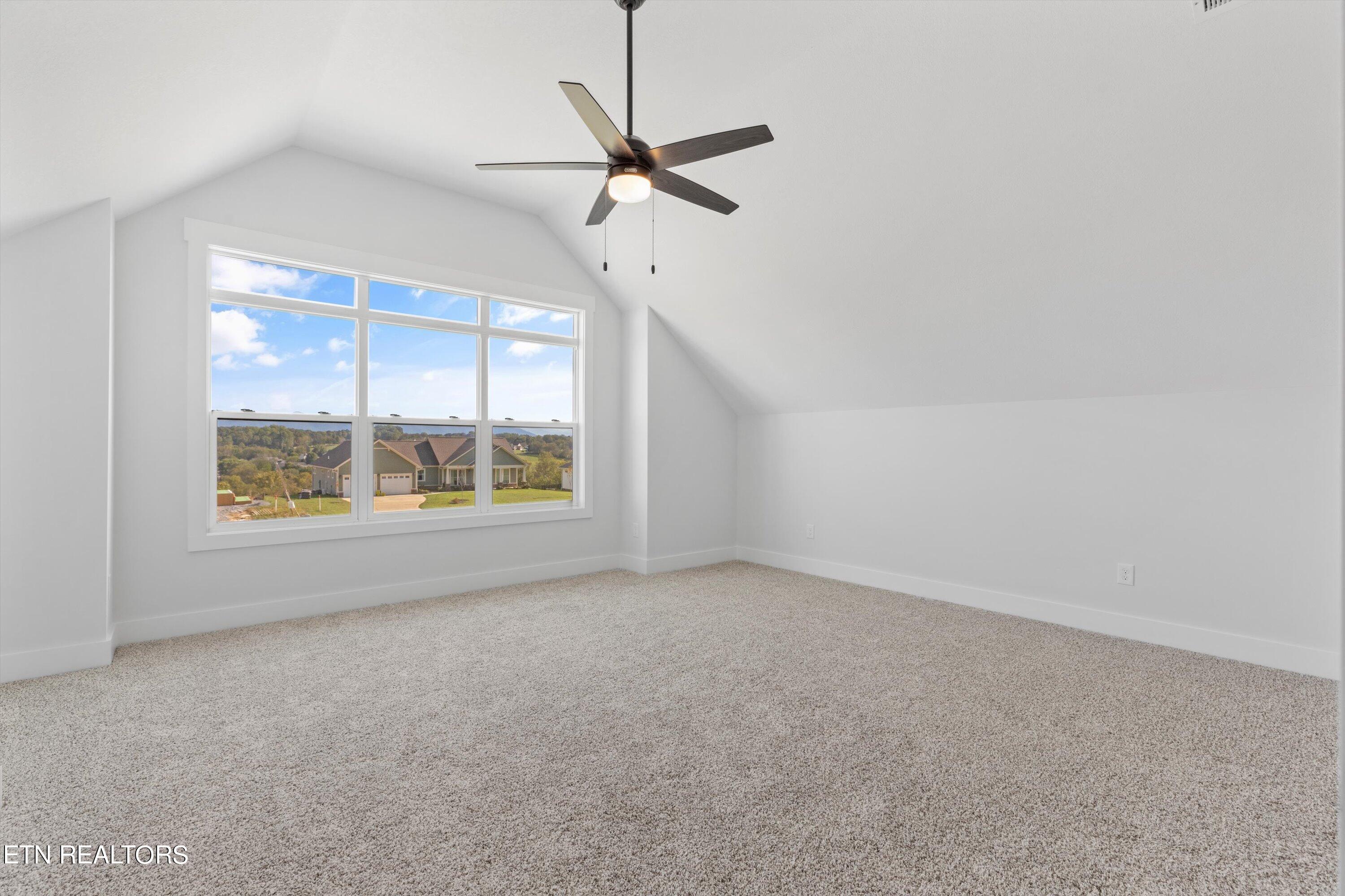 5739 Mountain Vista Lane