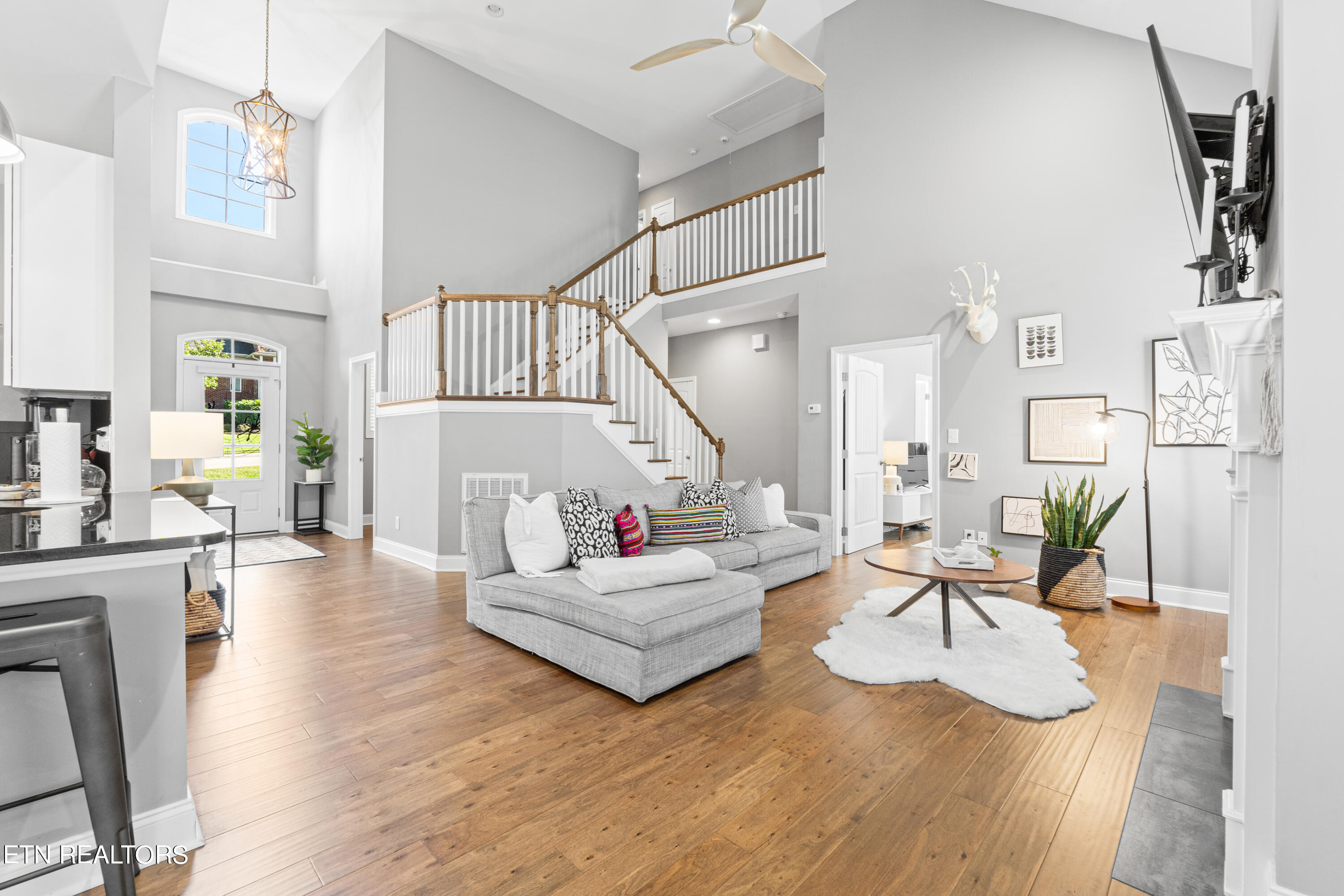 1739 Apple Grove Lane