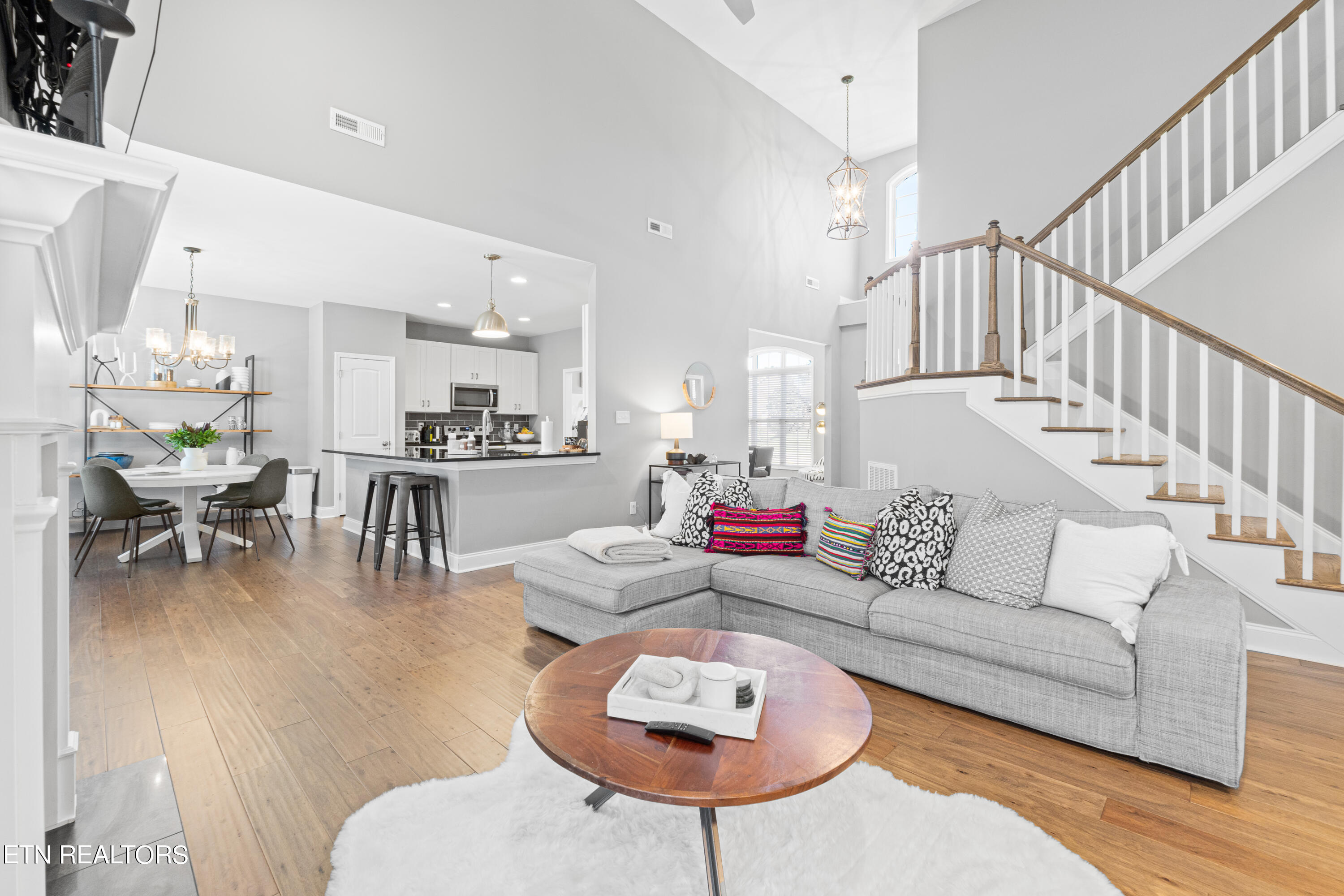 1739 Apple Grove Lane