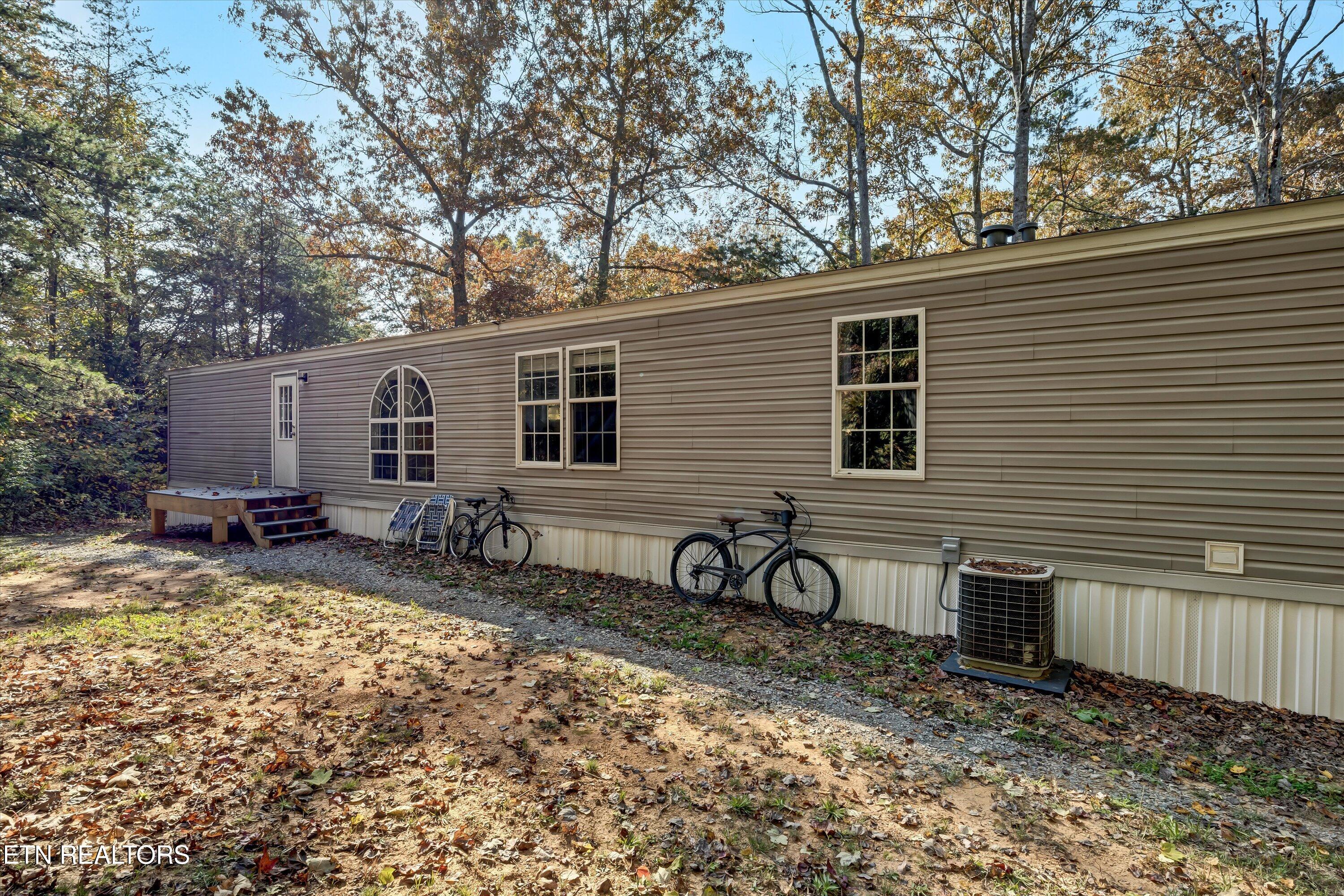 2848 6 Mile Rd