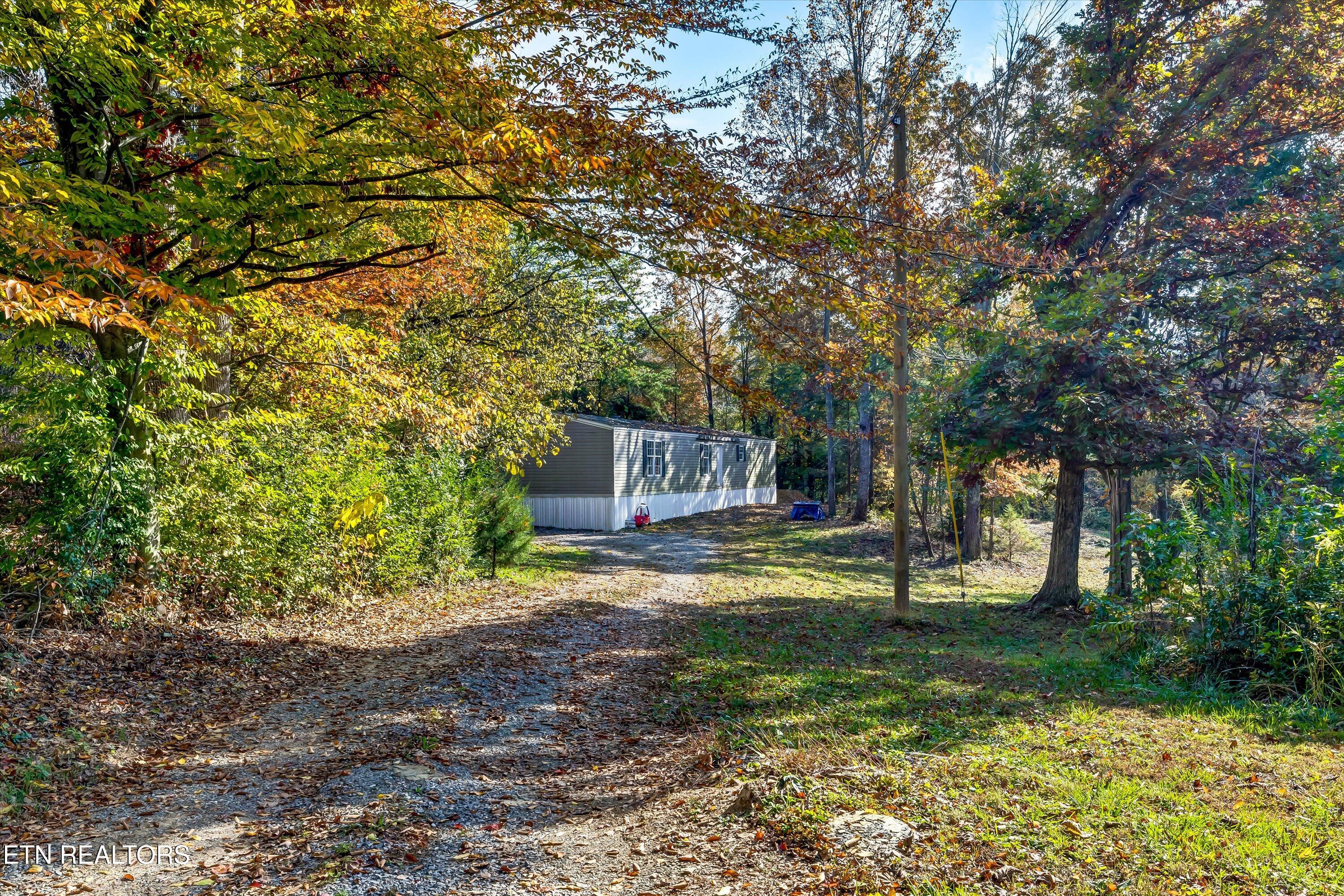 2848 6 Mile Rd