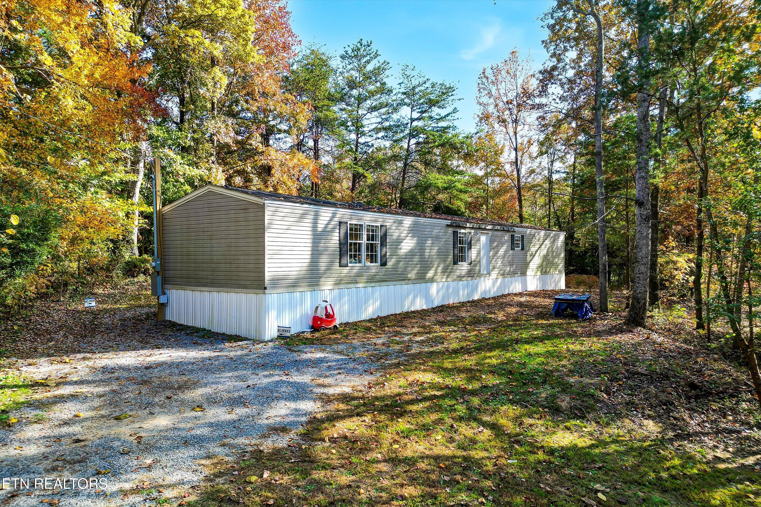 2848 6 Mile Rd