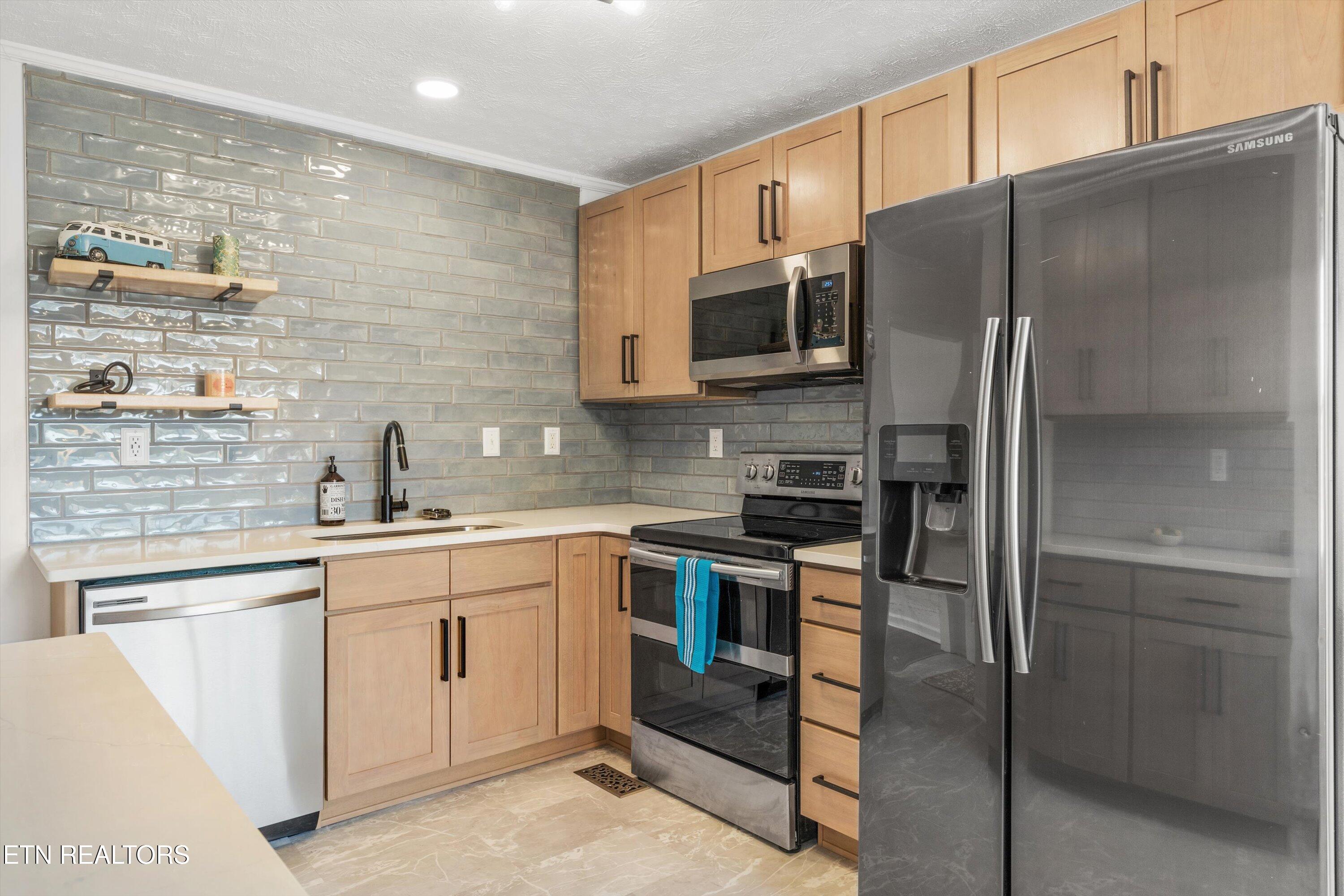 3214 Heather Glen Drive