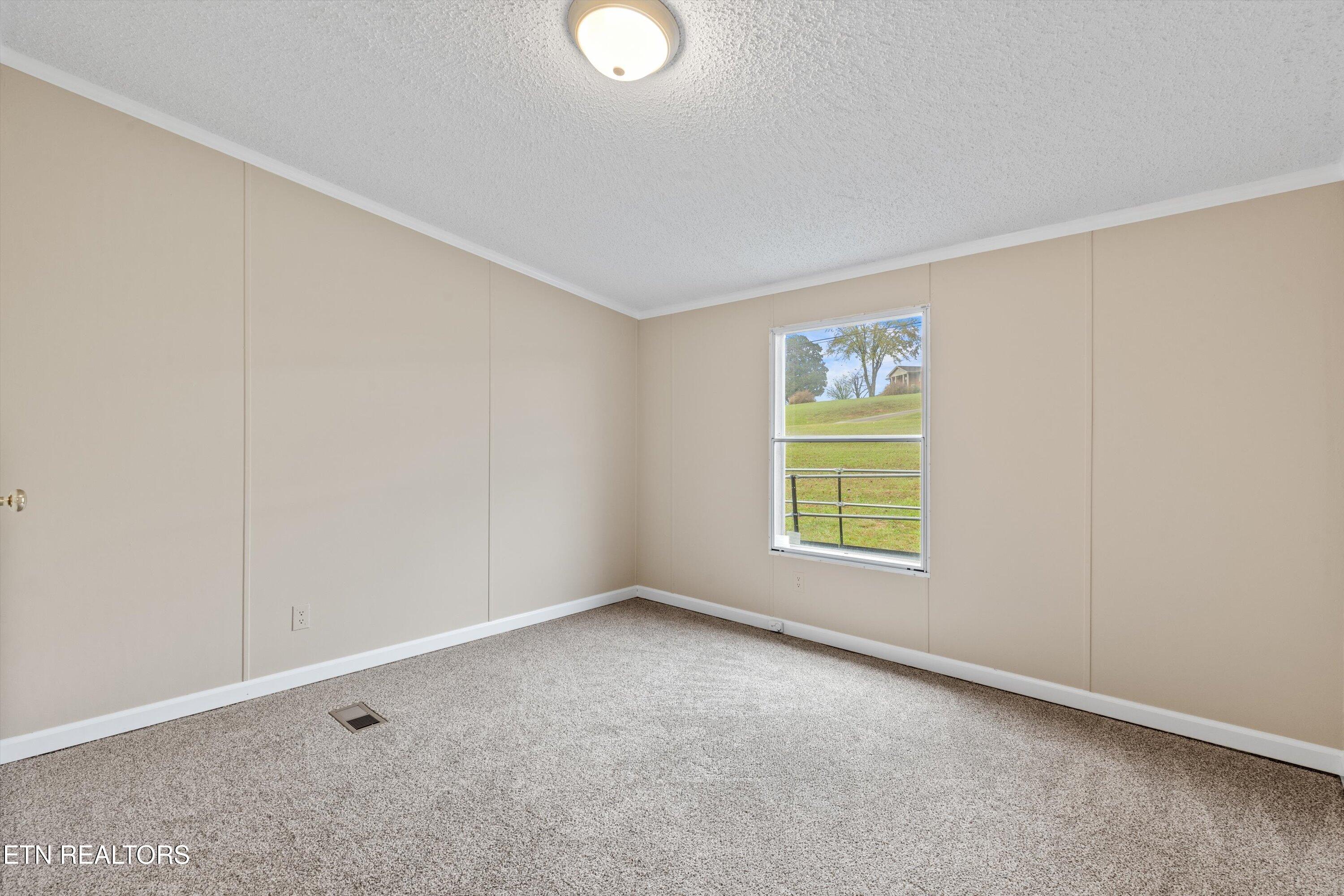 6429 Howard School Rd