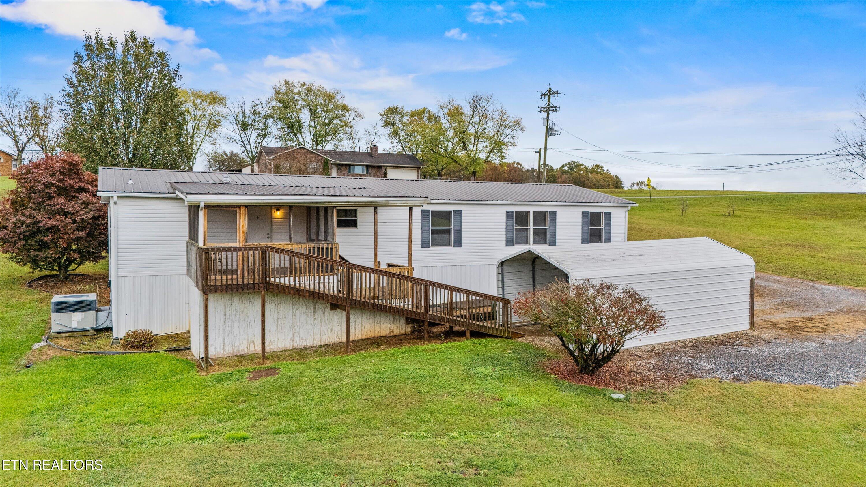 6429 Howard School Rd