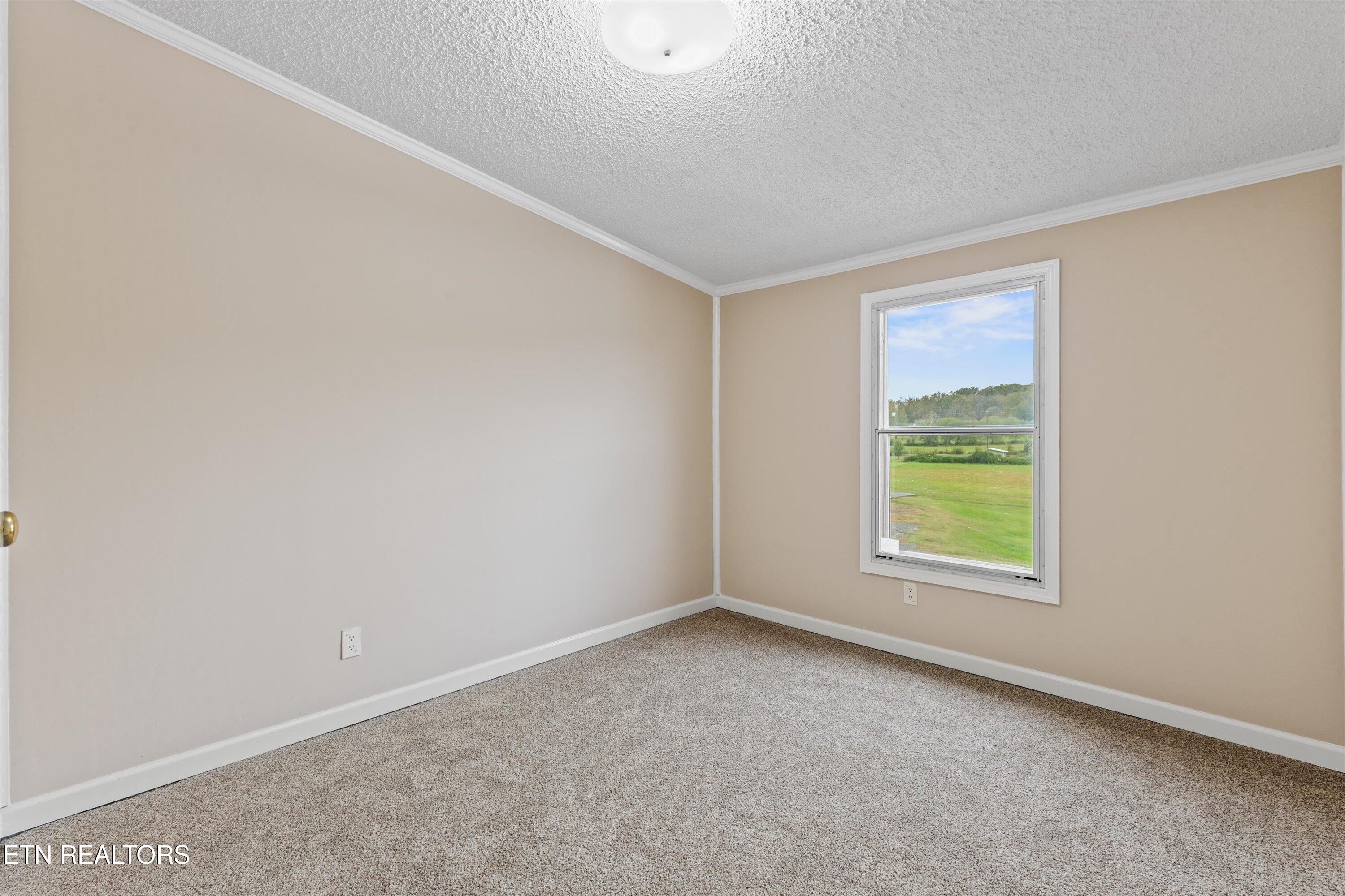 6429 Howard School Rd