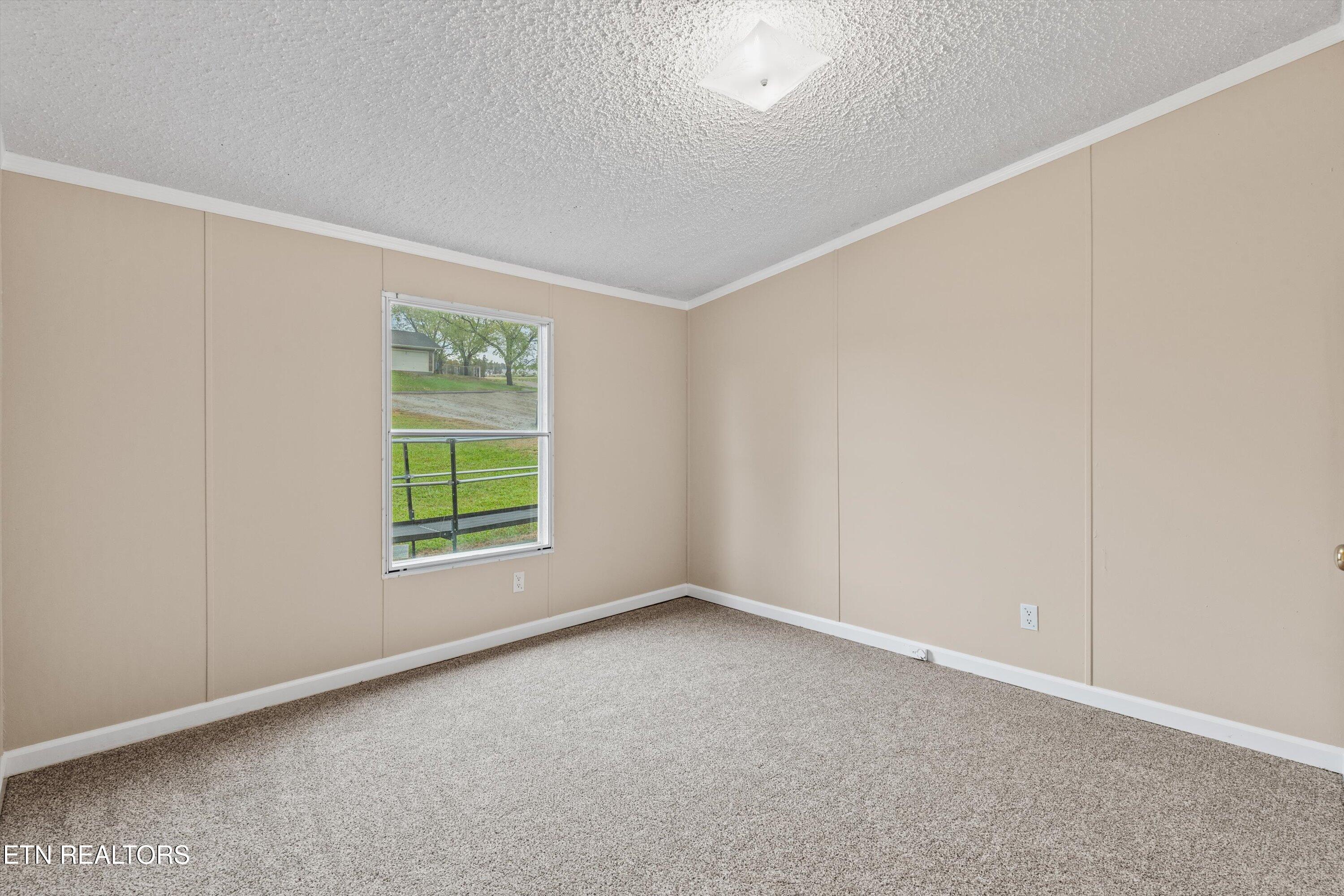 6429 Howard School Rd