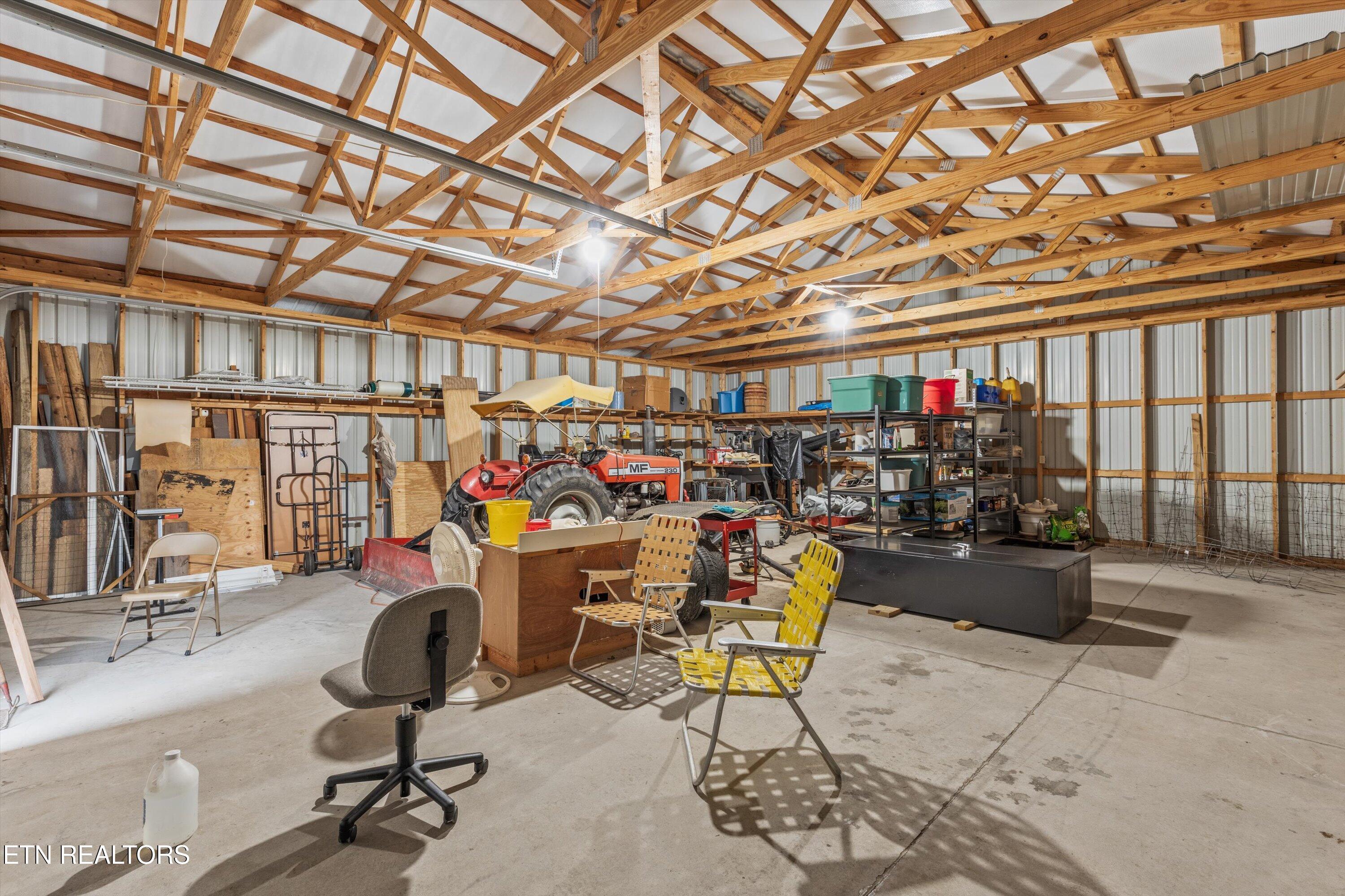 6429 Howard School Rd