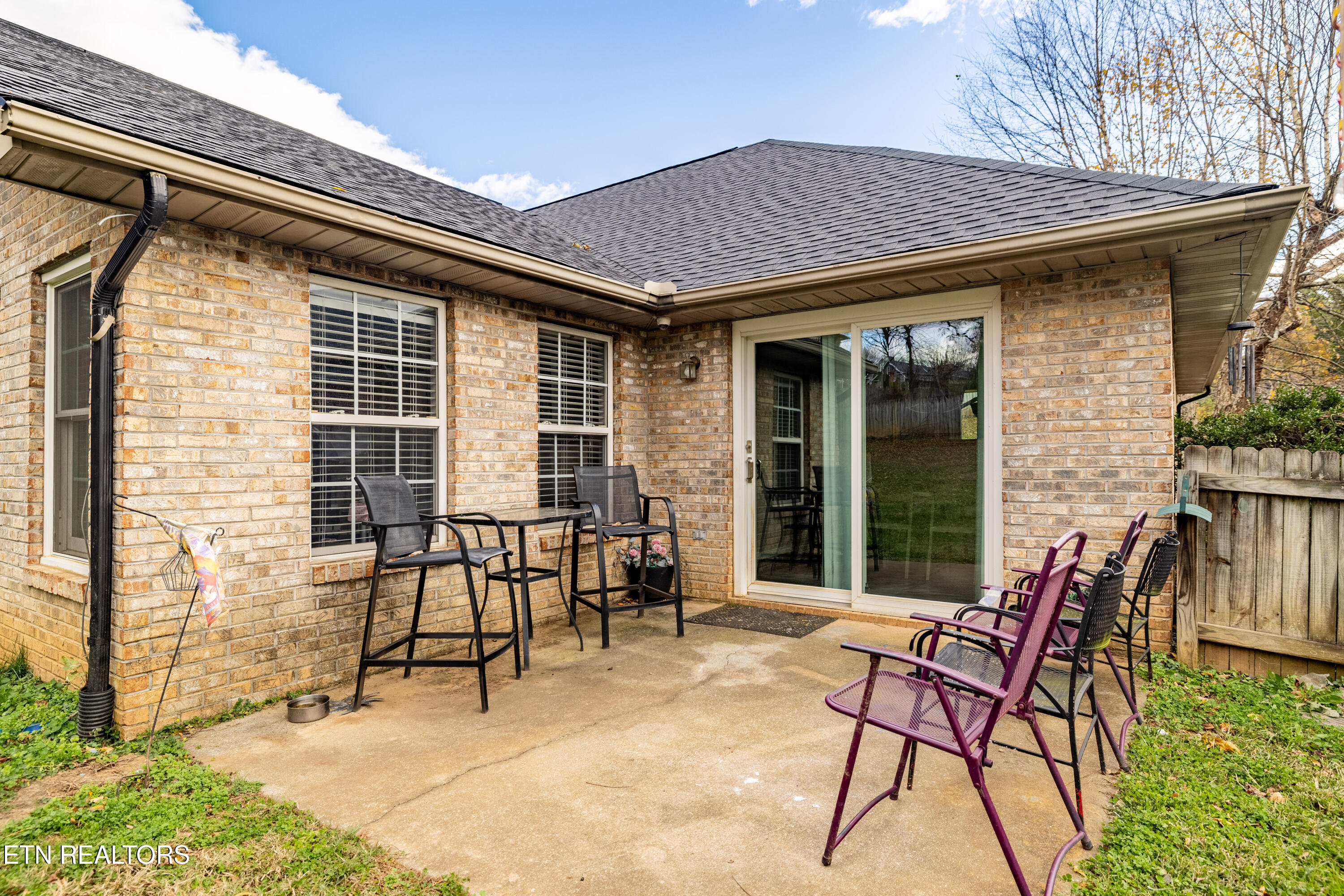 2137 Chas Way Blvd