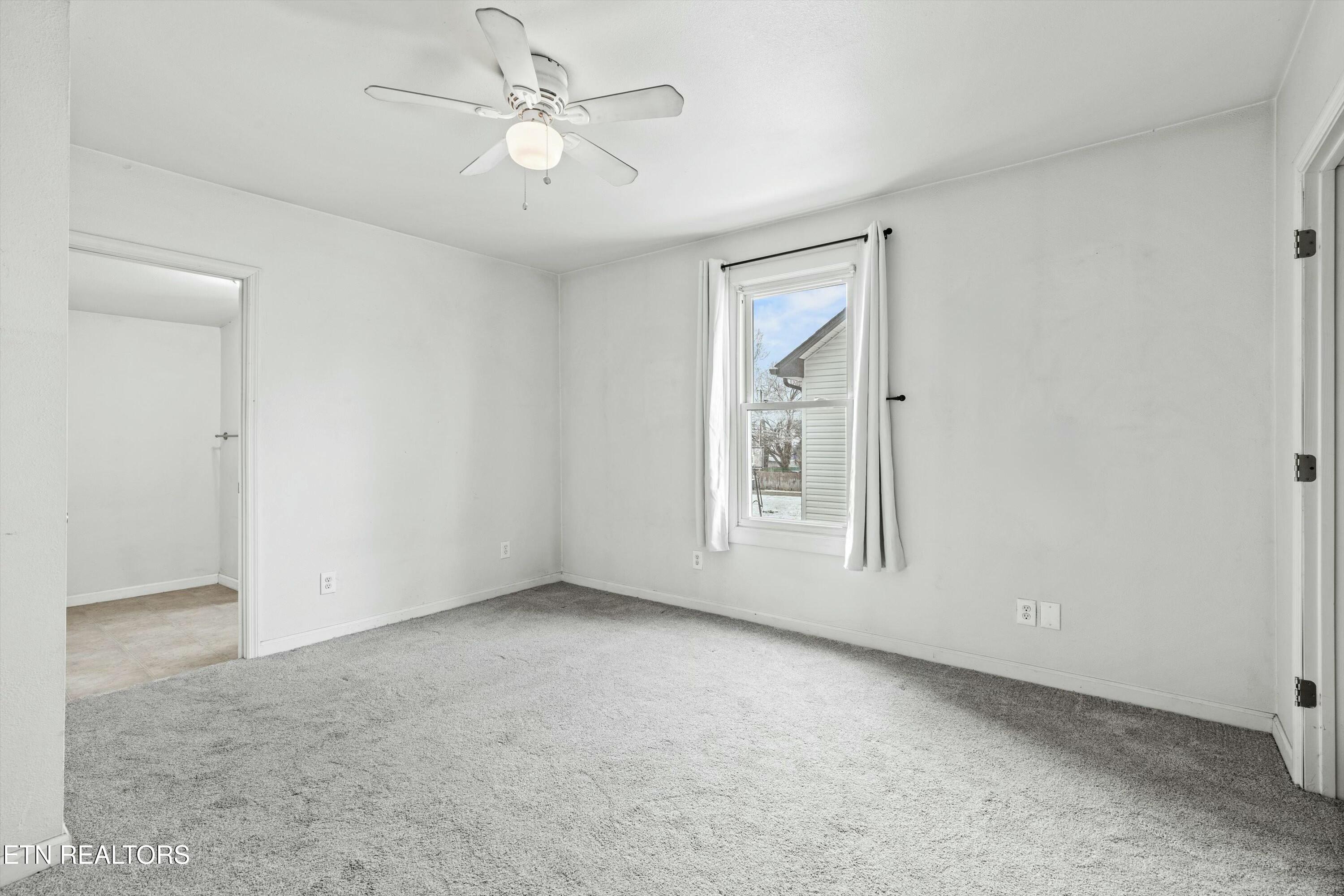 2020 Washington Pike