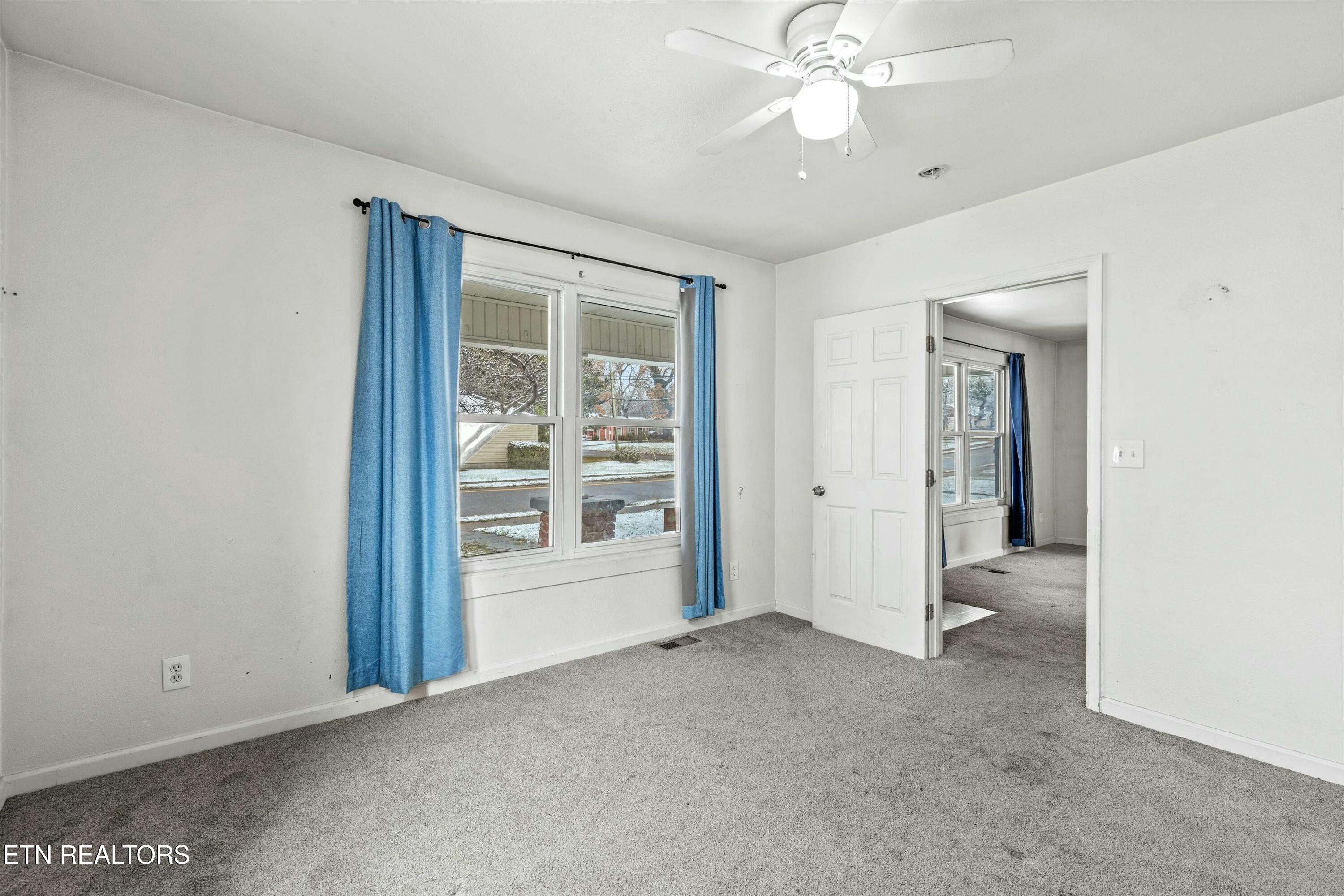 2020 Washington Pike