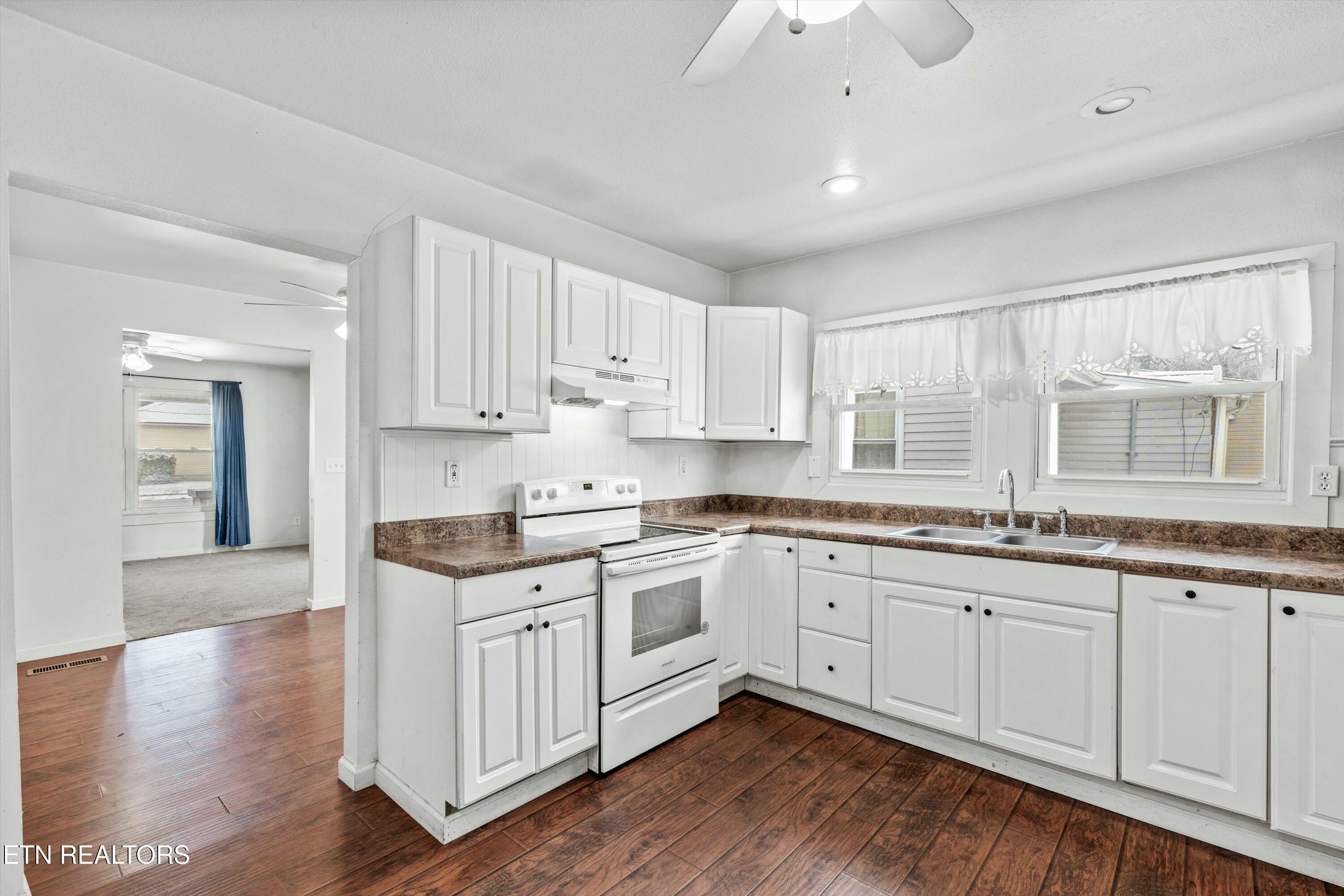 2020 Washington Pike