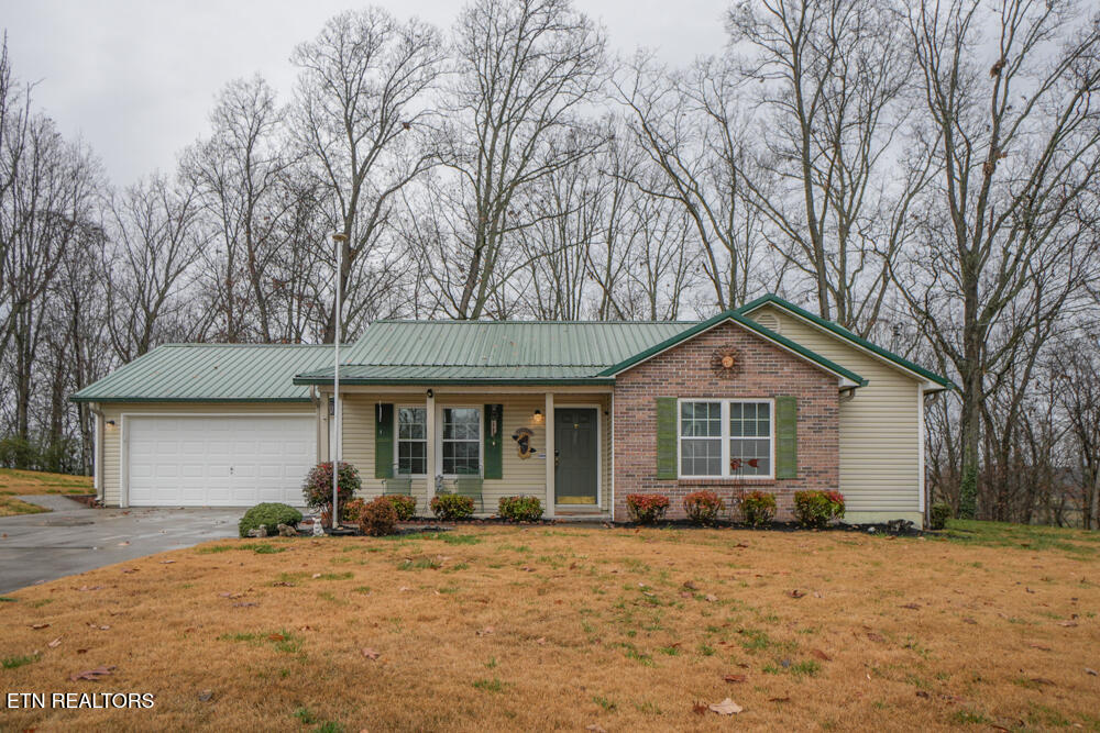 290 Crestwood Drive
