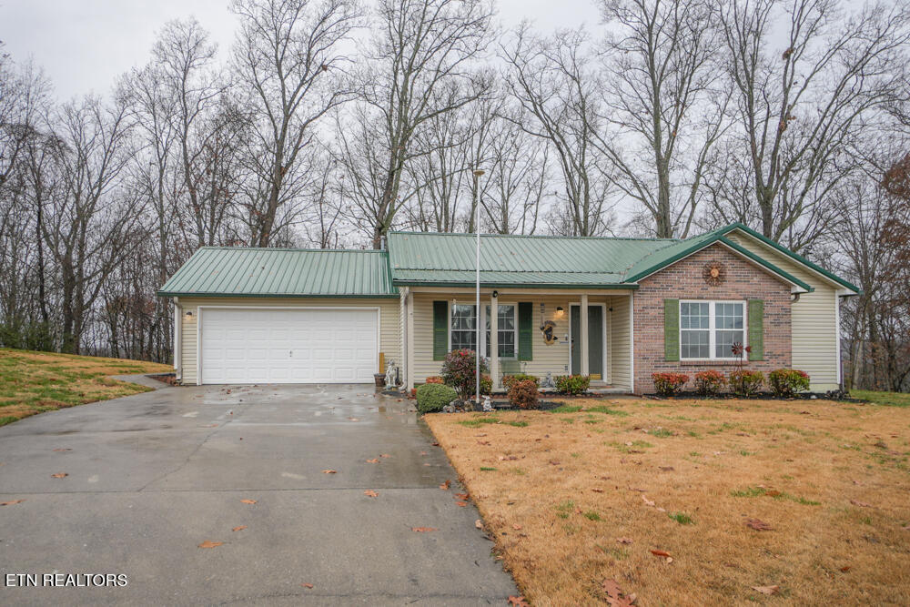 290 Crestwood Drive
