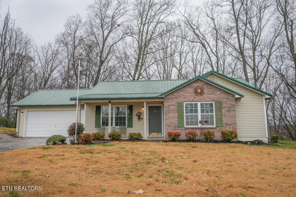 290 Crestwood Drive