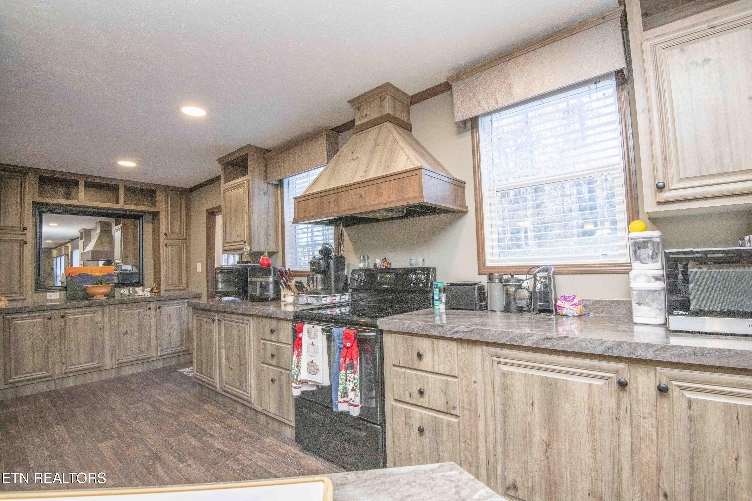 153 Powder House Rd