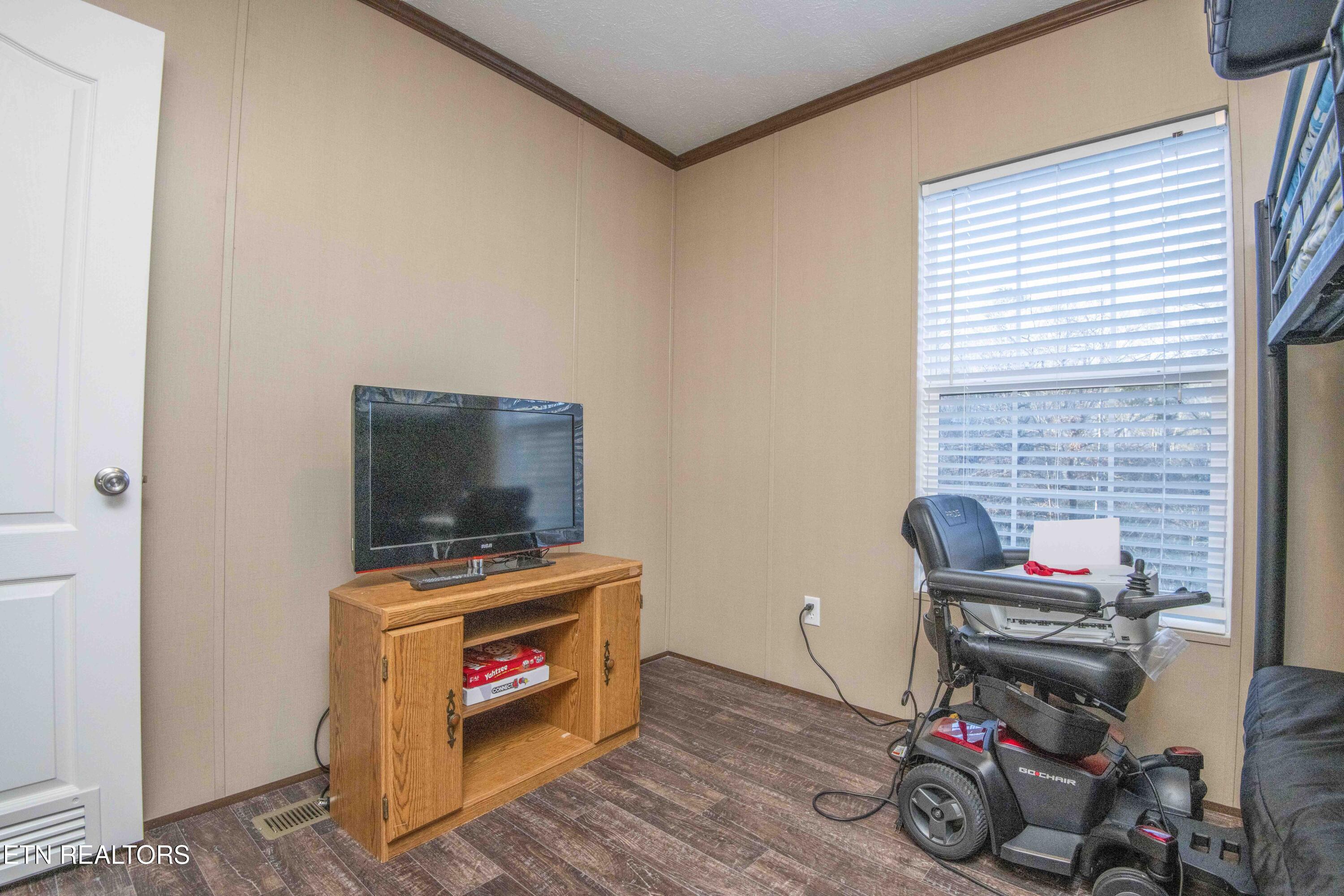 153 Powder House Rd