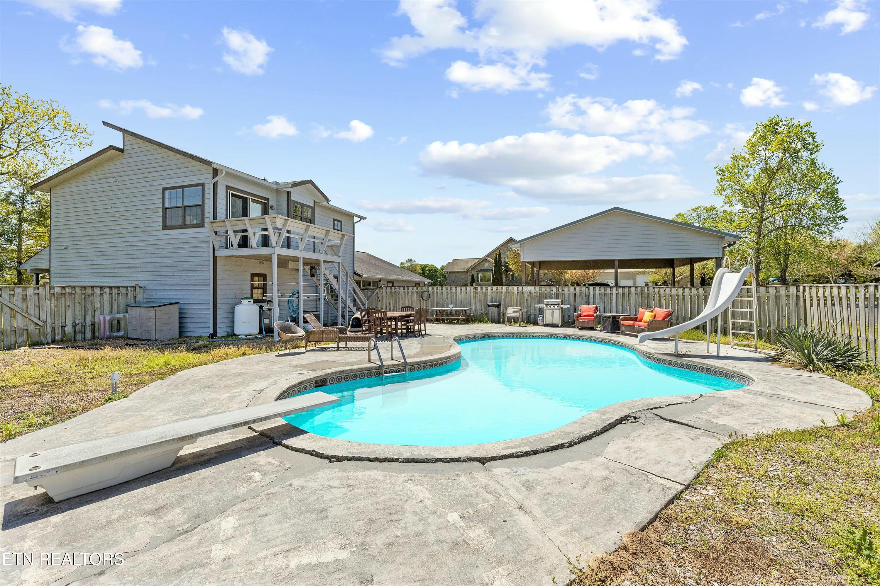 1418 Jeffries Hollow Rd