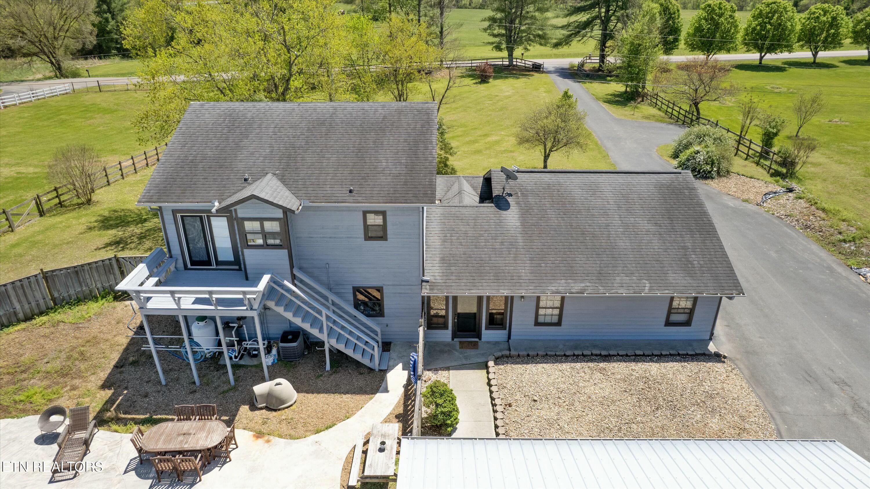 1418 Jeffries Hollow Rd