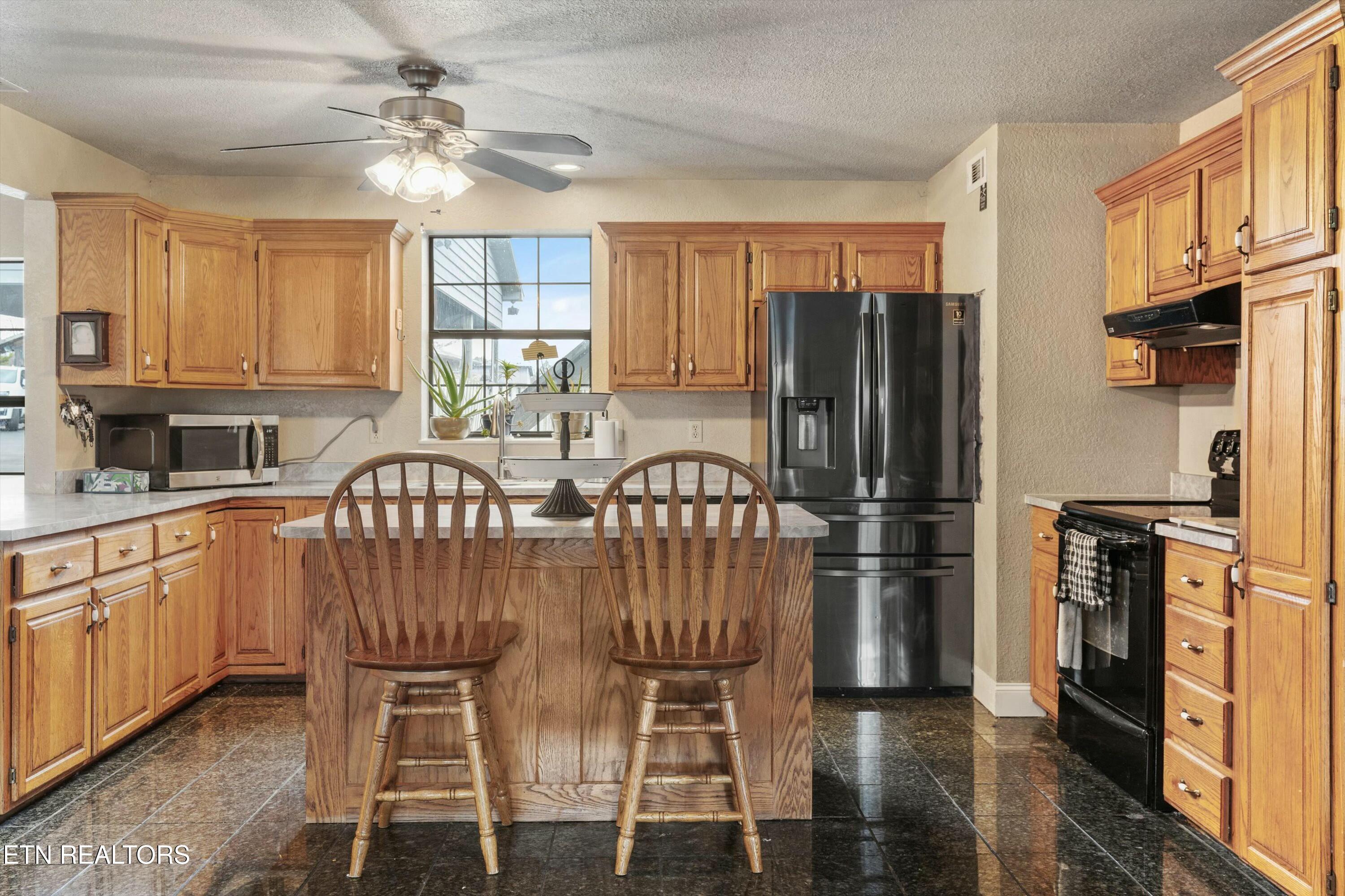 1418 Jeffries Hollow Rd