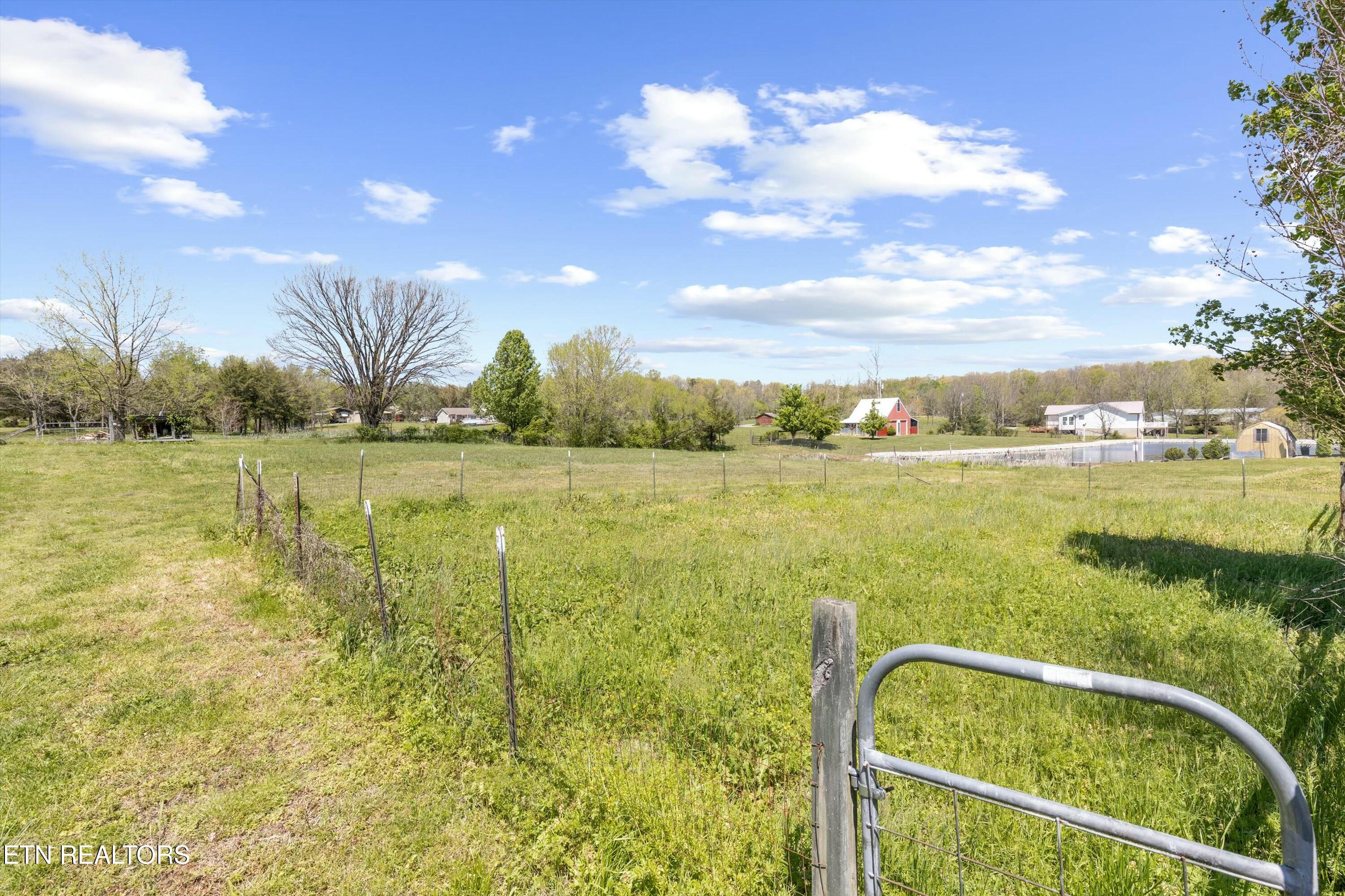 1418 Jeffries Hollow Rd