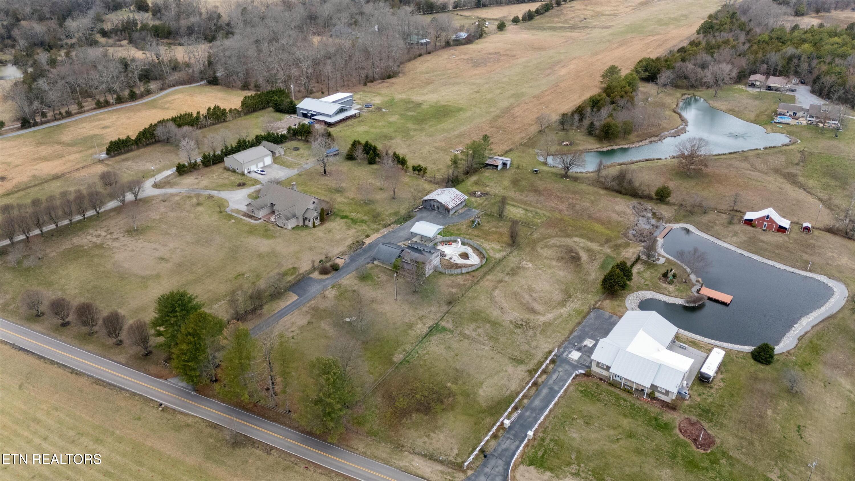 1418 Jeffries Hollow Rd