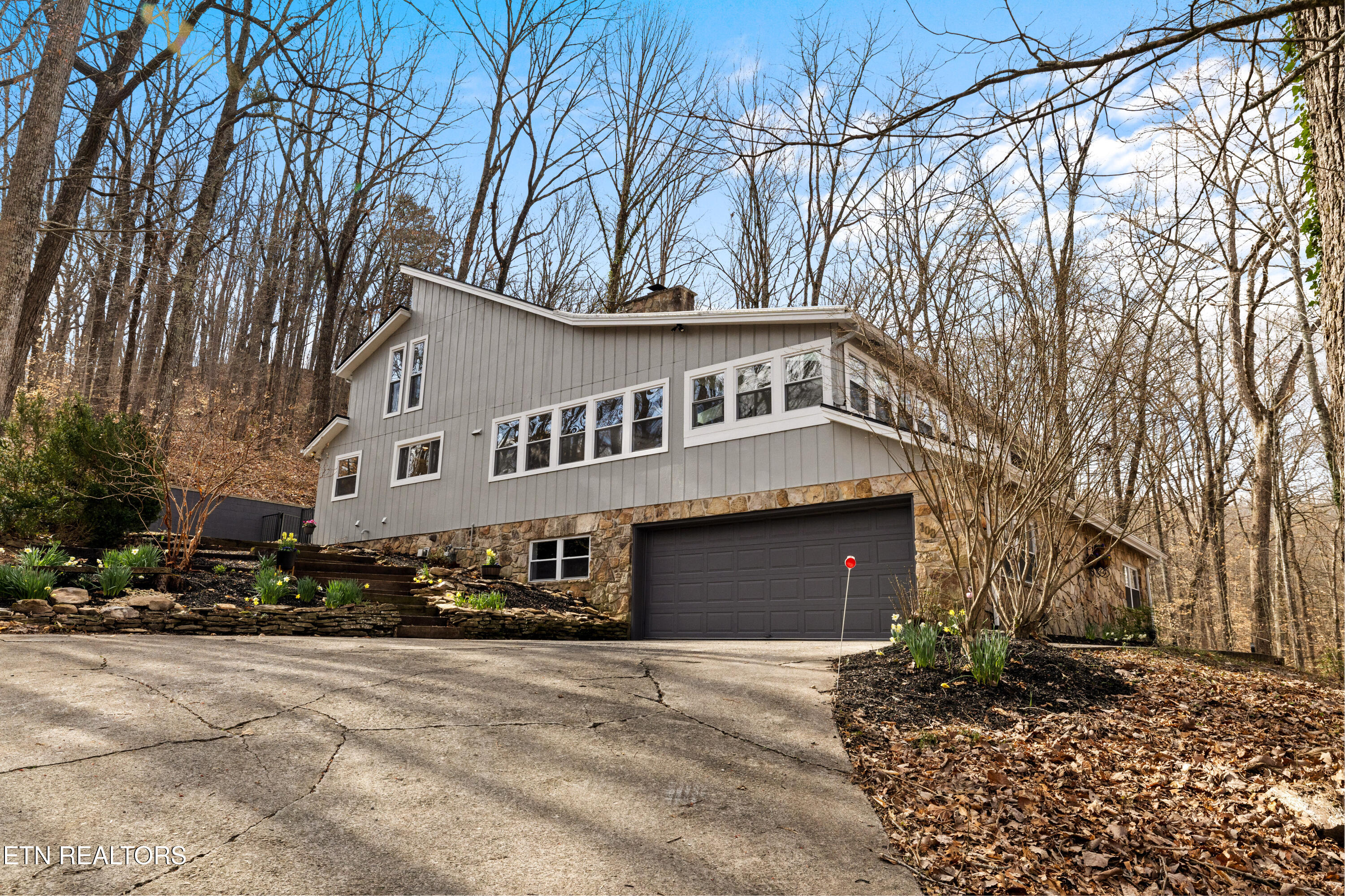 108 Barrington Drive