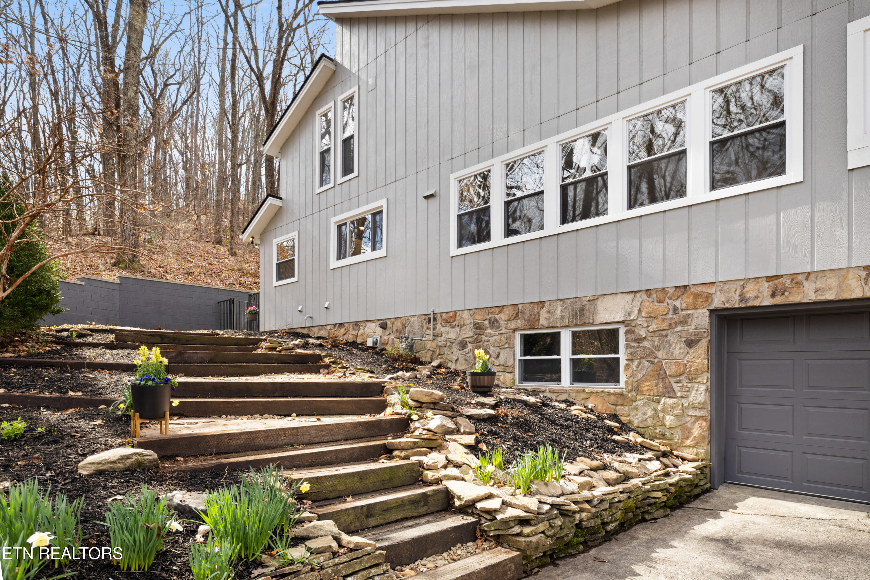 108 Barrington Drive