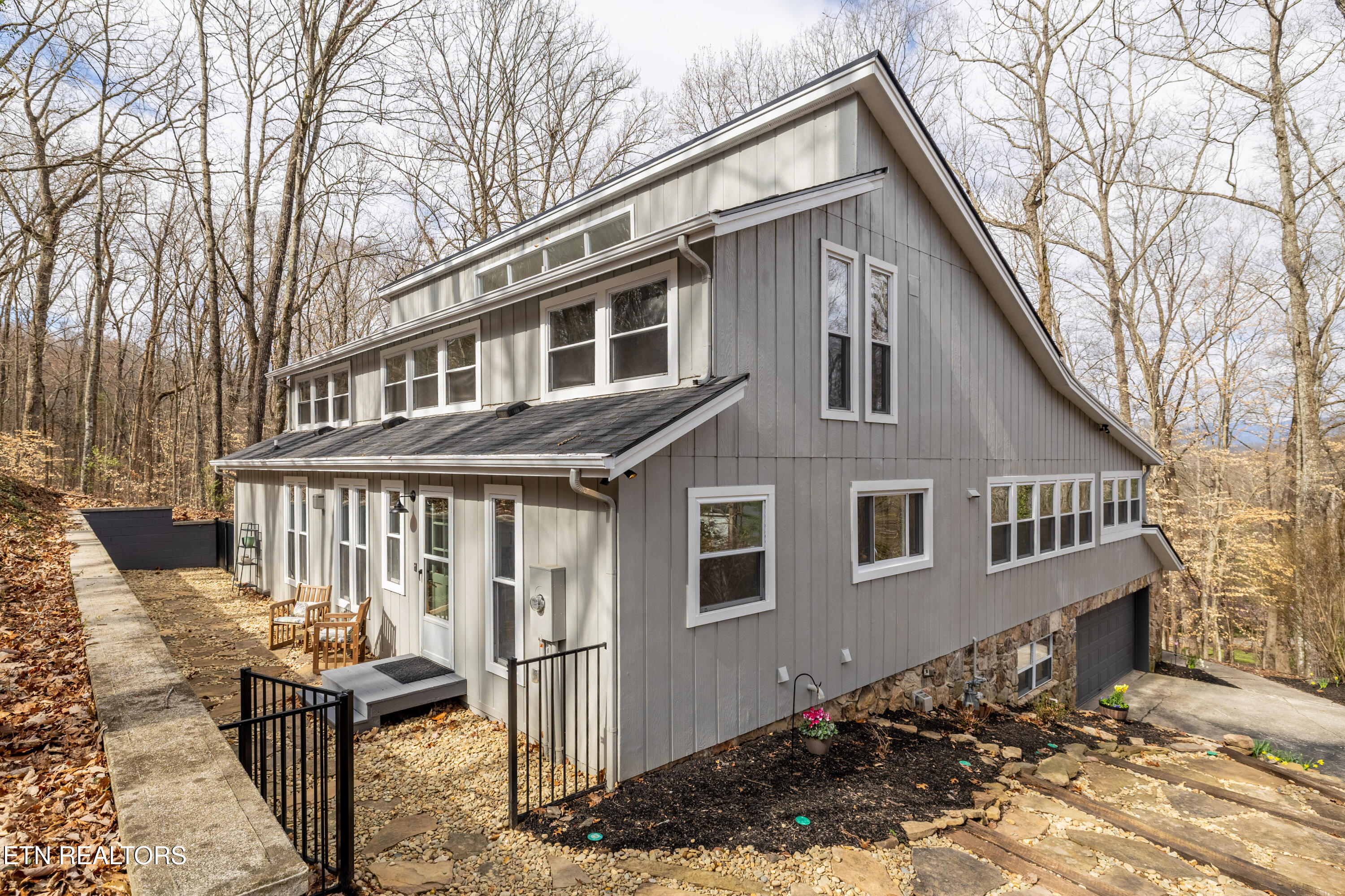 108 Barrington Drive