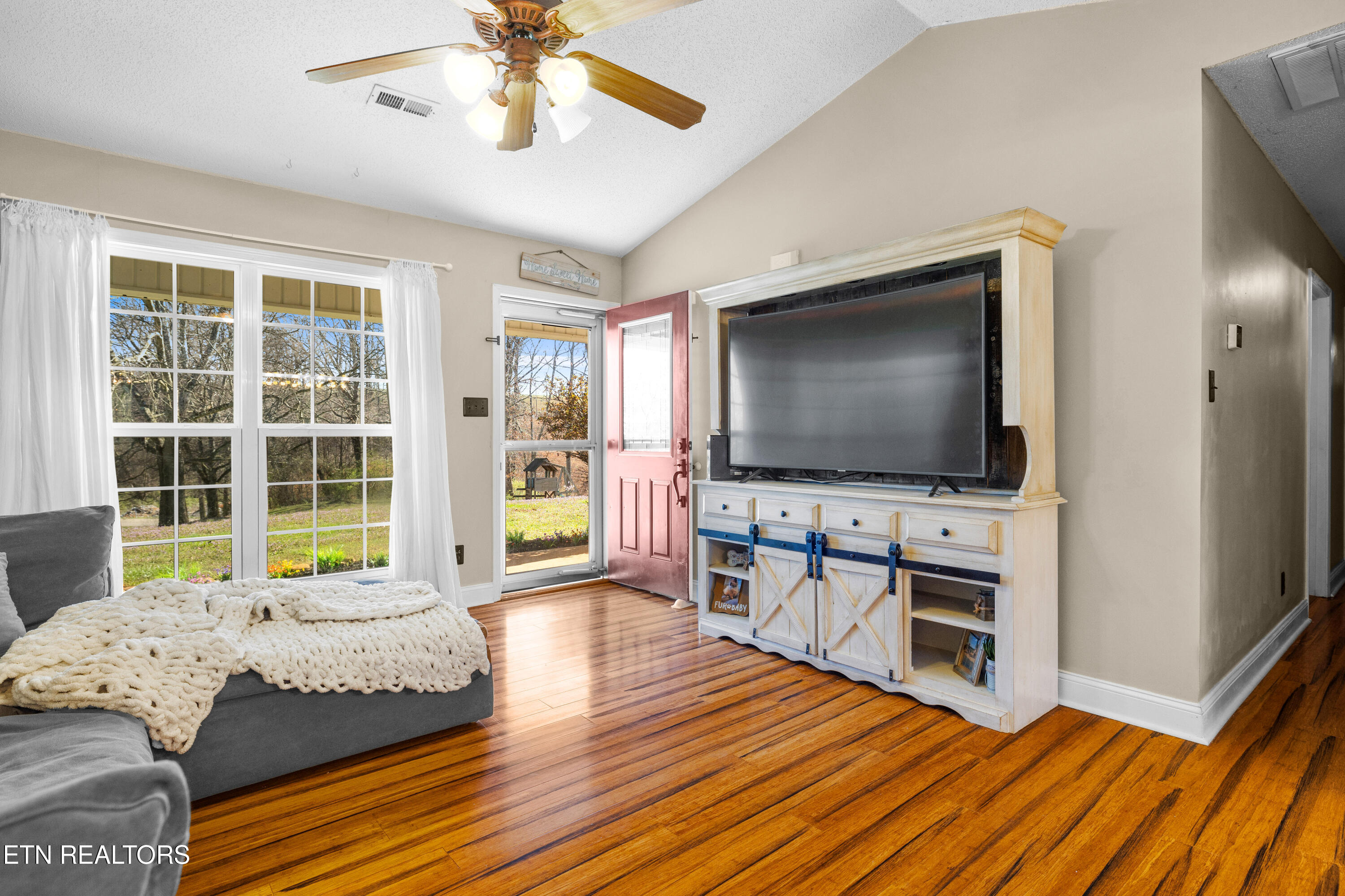1474 Sheets Hollow Rd
