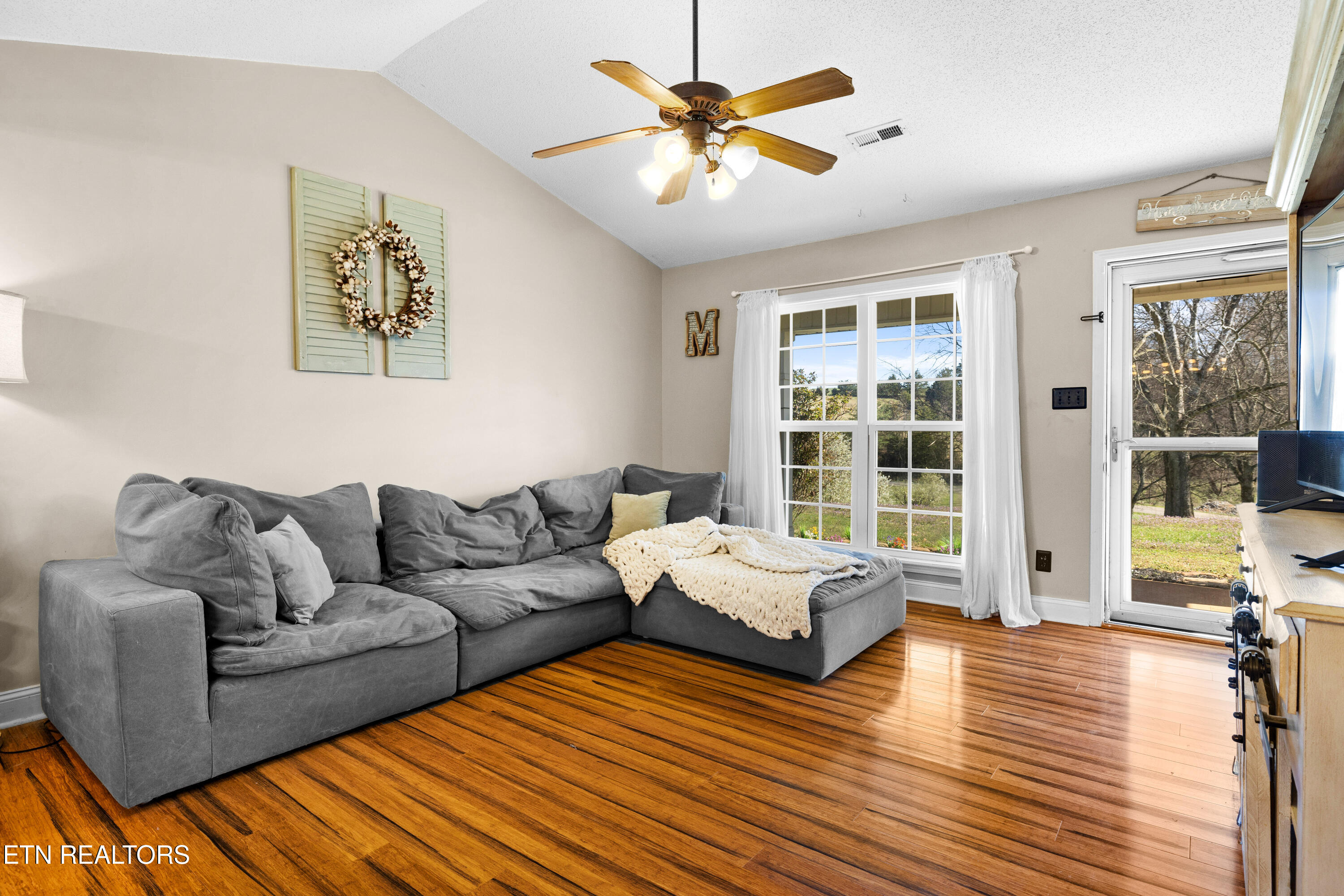 1474 Sheets Hollow Rd