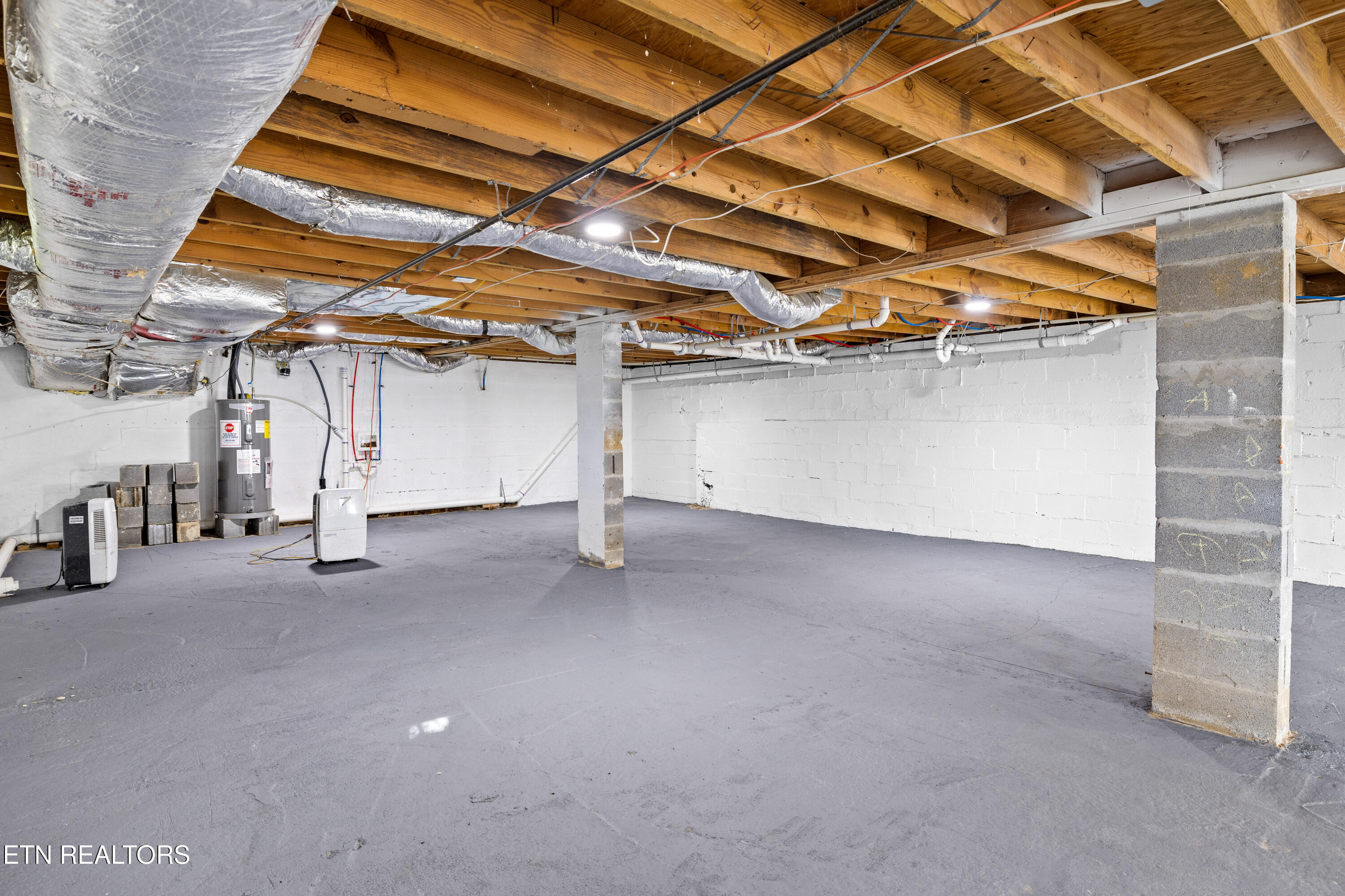 621 Wallace Harris Ave