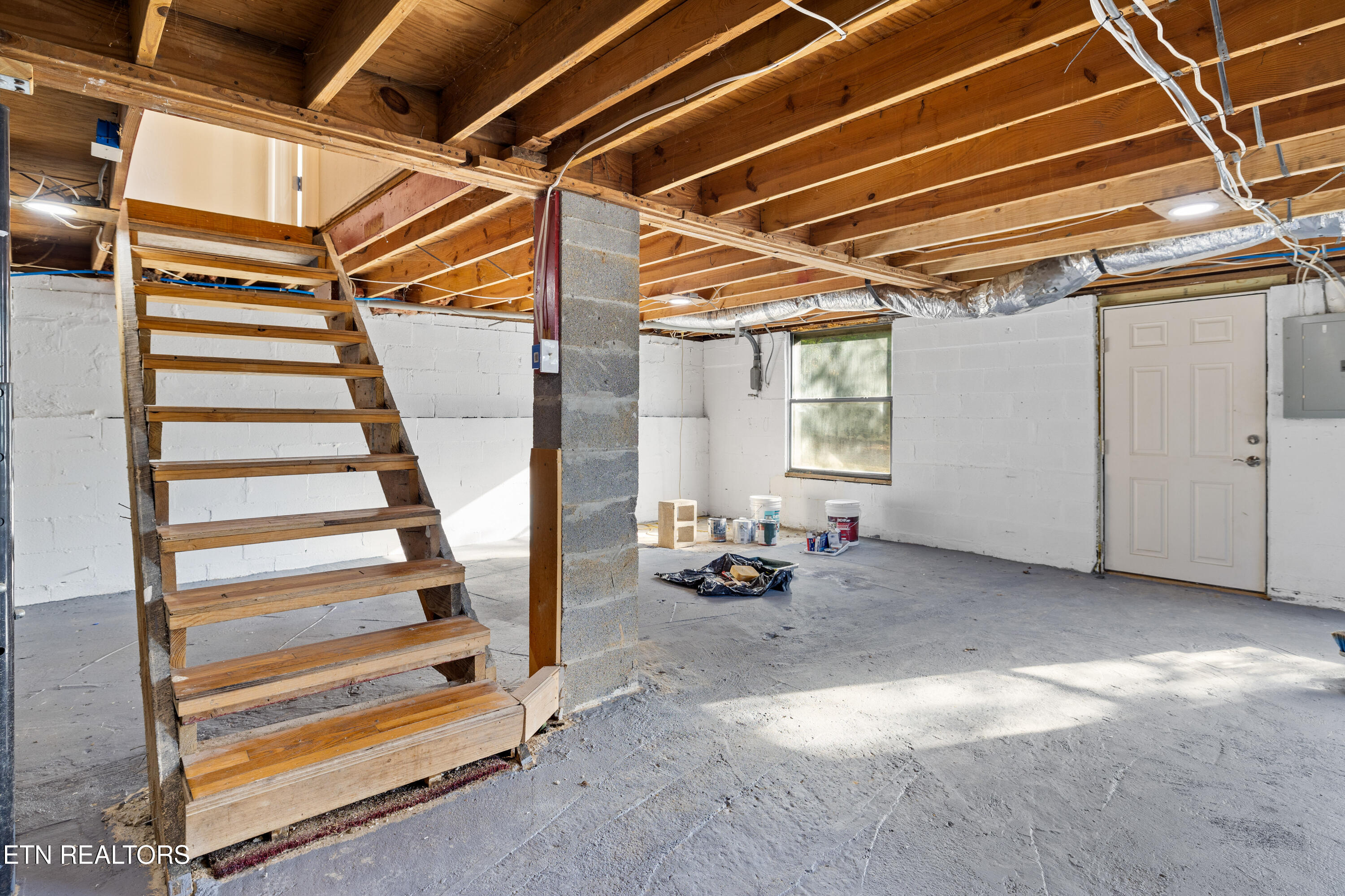621 Wallace Harris Ave