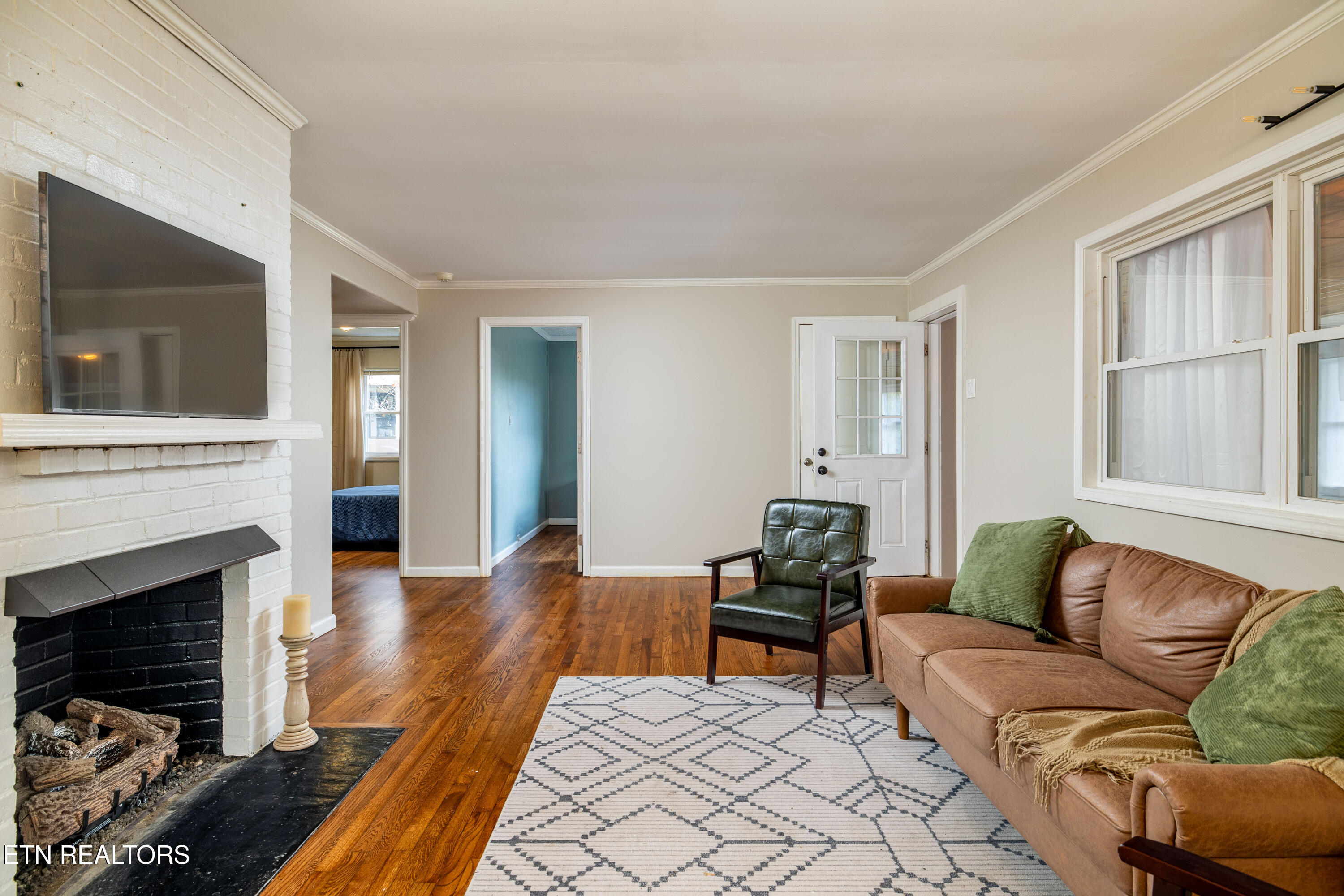 105 Cedar Lane