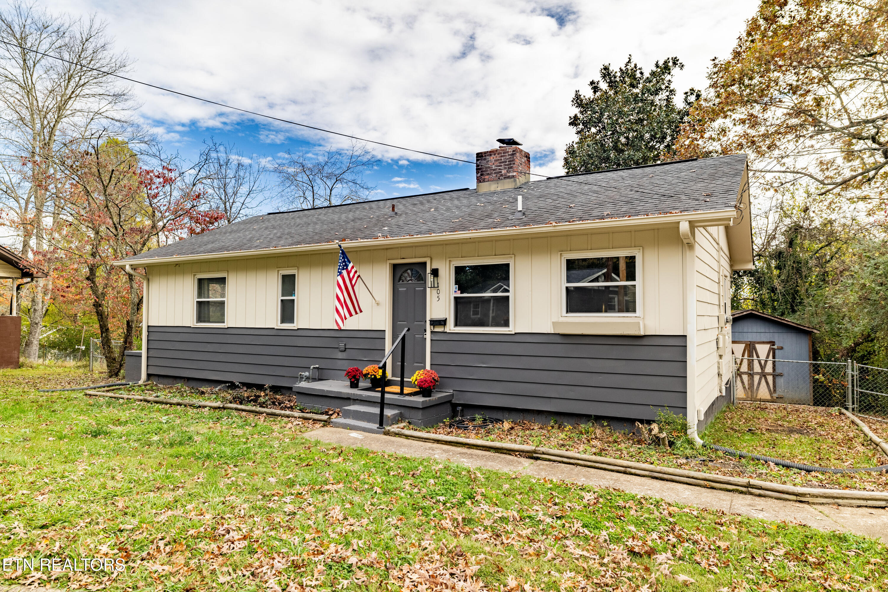 105 Cedar Lane