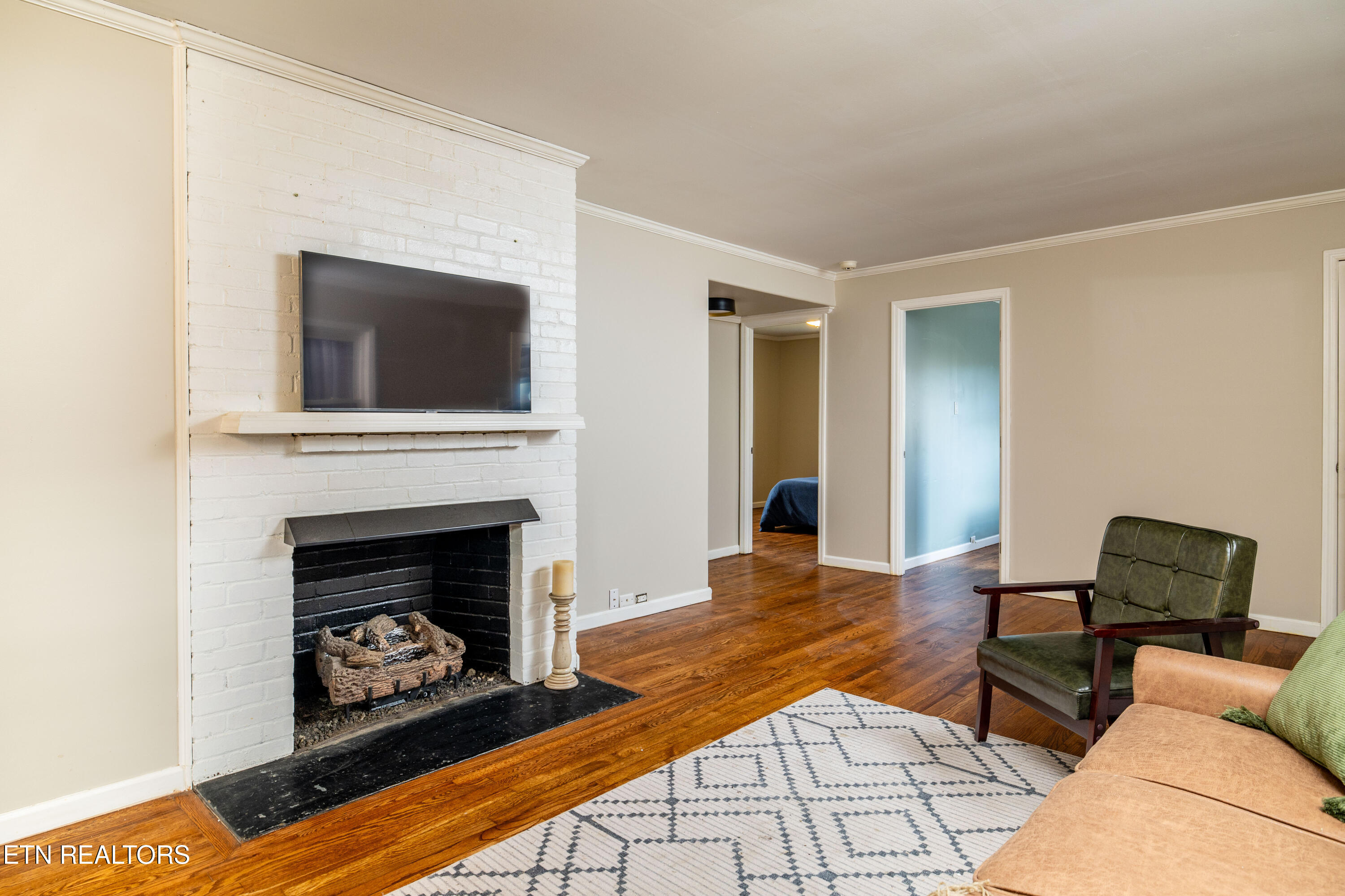 105 Cedar Lane