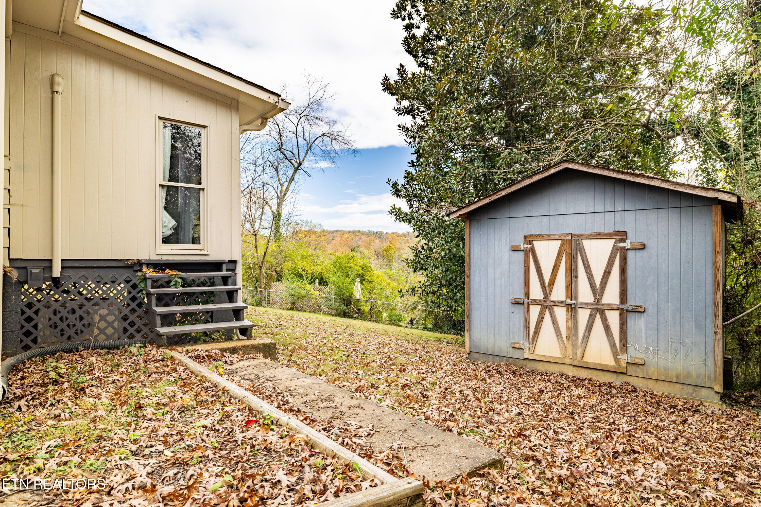 105 Cedar Lane